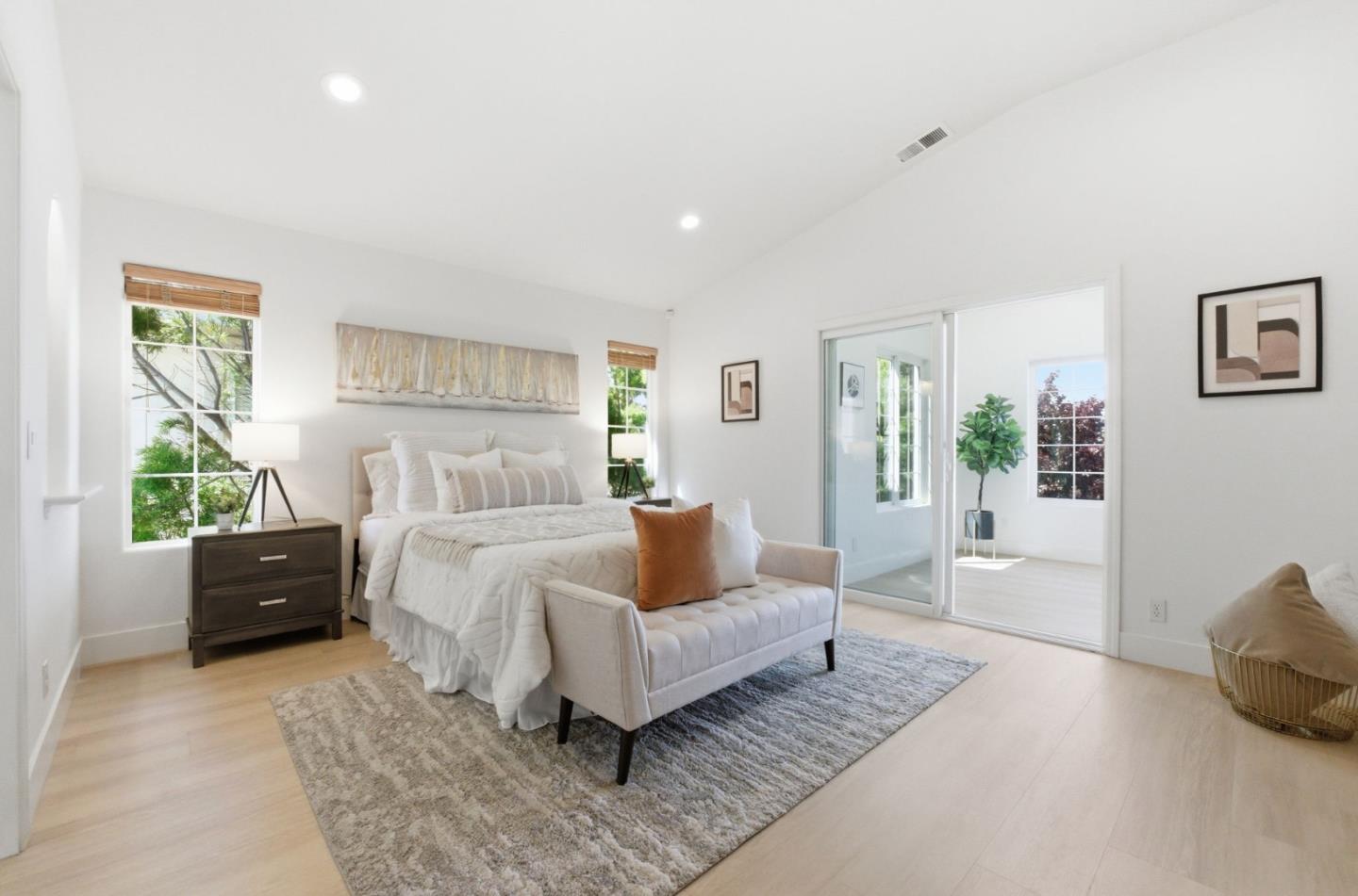 Detail Gallery Image 12 of 44 For 5871 Carmel Way, Union City,  CA 94587 - 4 Beds | 2/1 Baths