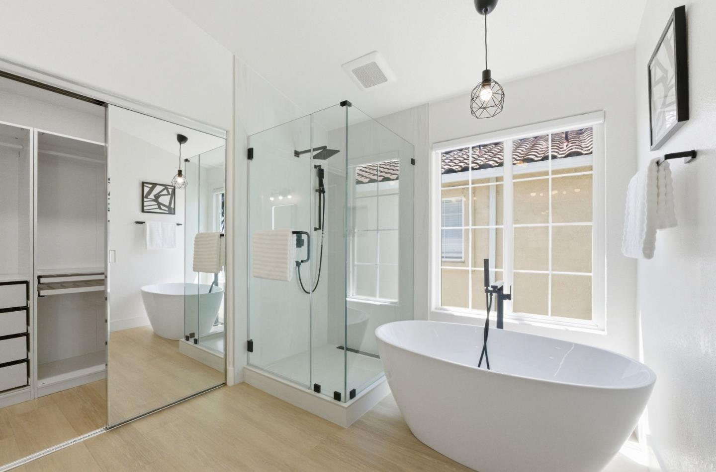 Detail Gallery Image 17 of 44 For 5871 Carmel Way, Union City,  CA 94587 - 4 Beds | 2/1 Baths