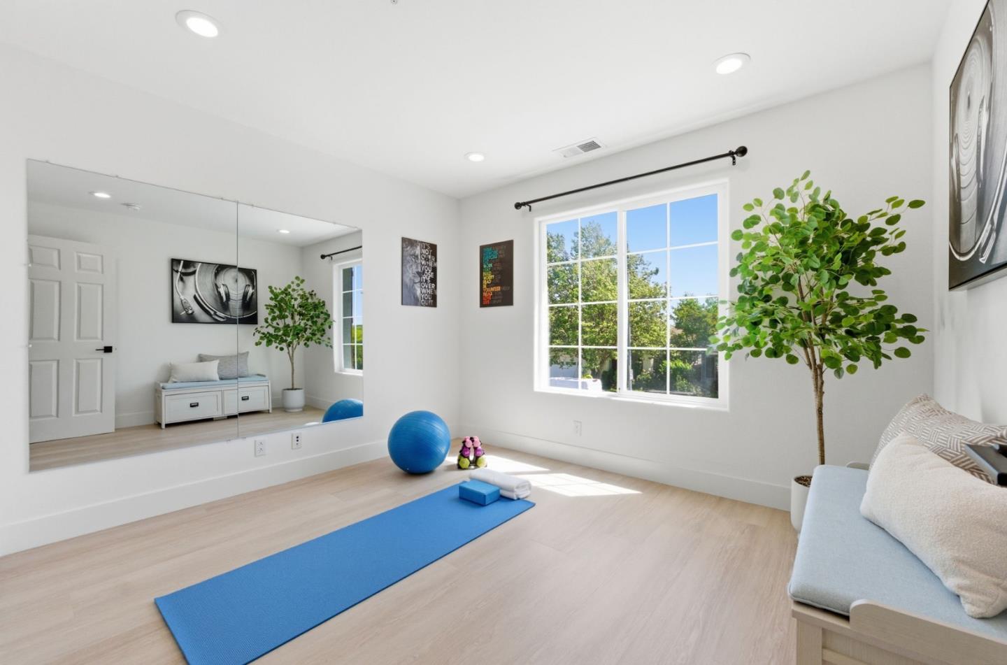 Detail Gallery Image 26 of 44 For 5871 Carmel Way, Union City,  CA 94587 - 4 Beds | 2/1 Baths