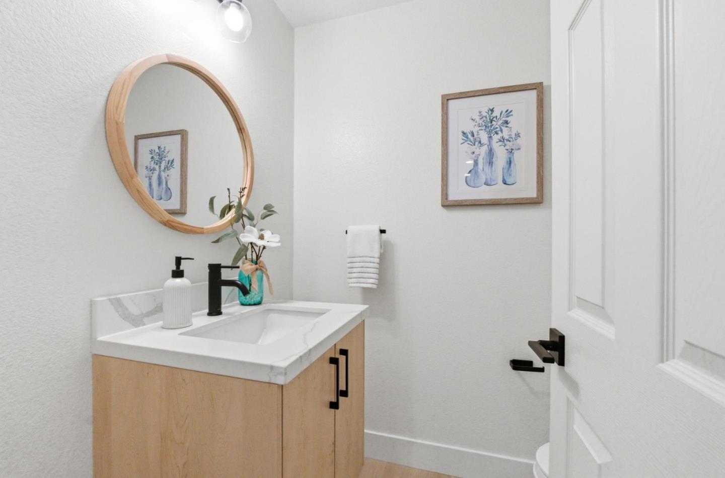 Detail Gallery Image 27 of 44 For 5871 Carmel Way, Union City,  CA 94587 - 4 Beds | 2/1 Baths