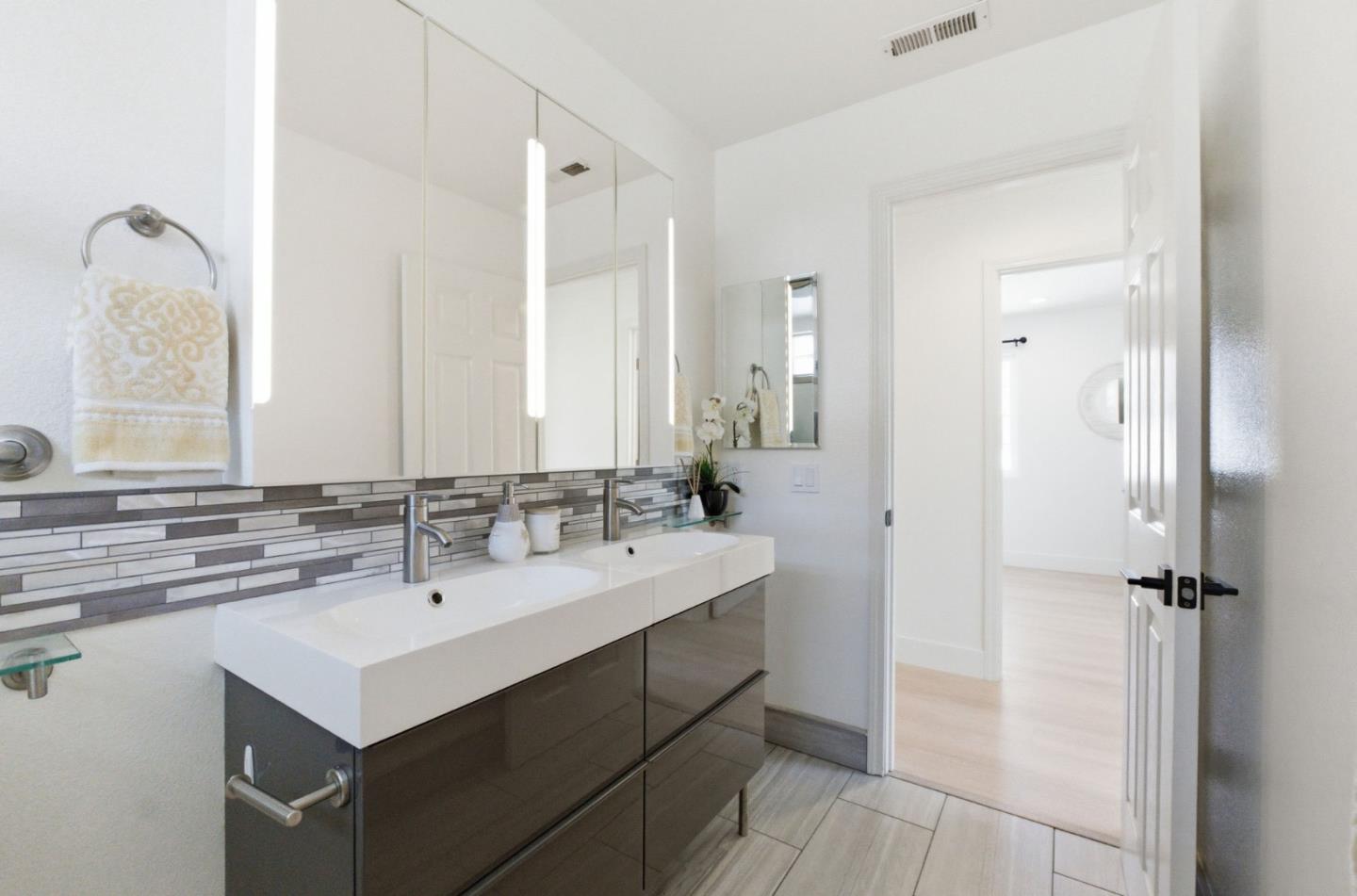 Detail Gallery Image 29 of 44 For 5871 Carmel Way, Union City,  CA 94587 - 4 Beds | 2/1 Baths