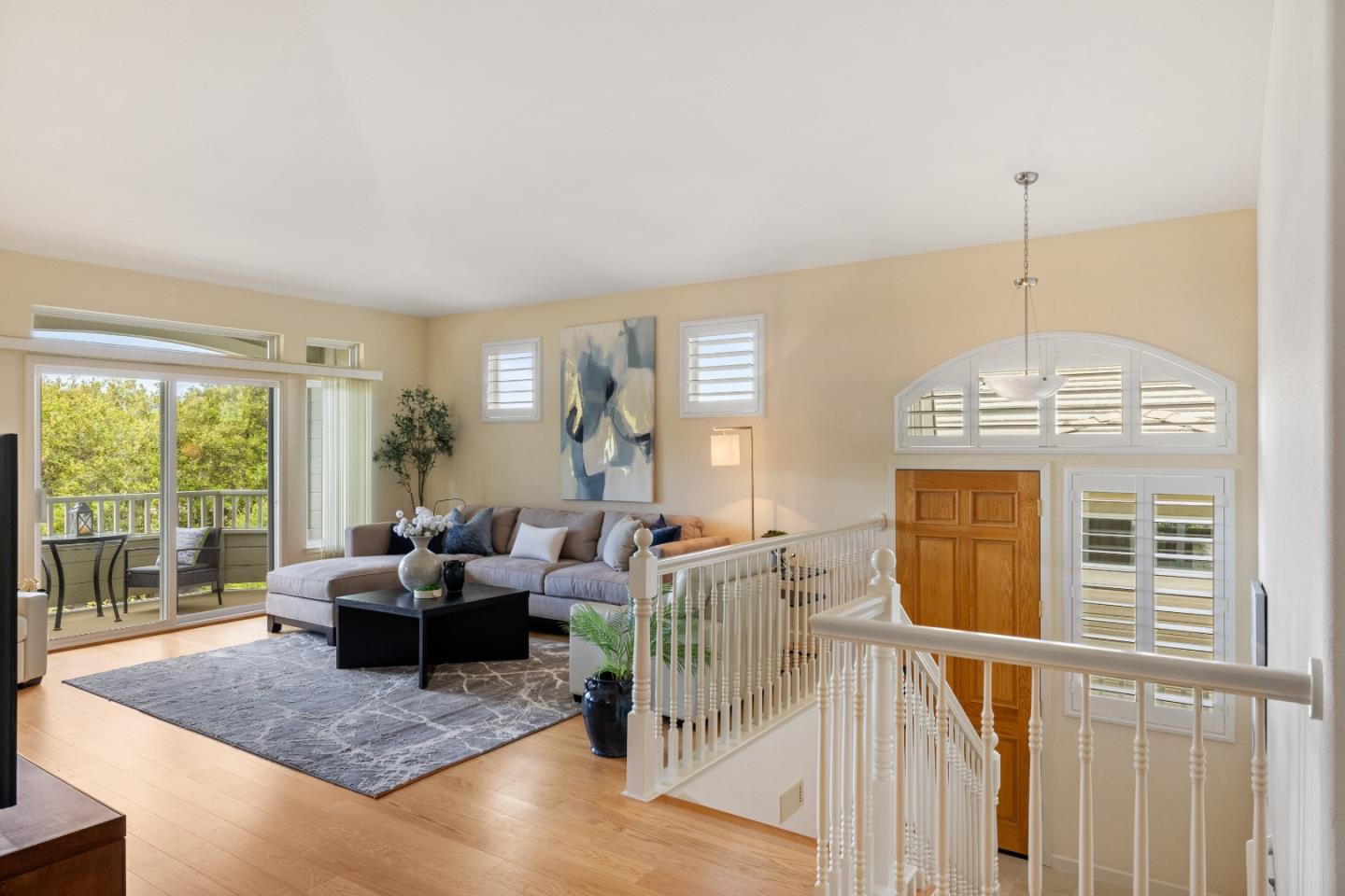 Detail Gallery Image 3 of 20 For 10456 Fairway Ln, Carmel Valley,  CA 93923 - 3 Beds | 3 Baths