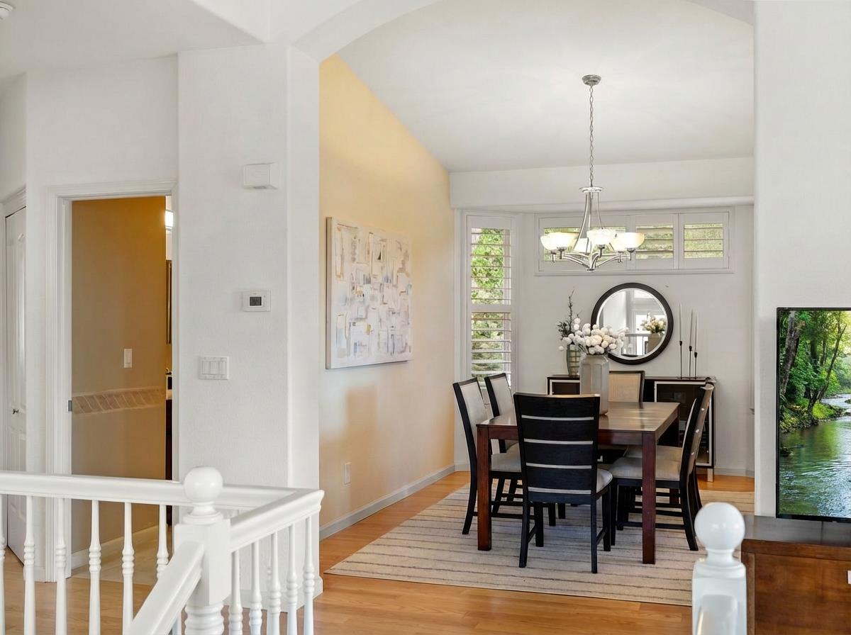 Detail Gallery Image 9 of 20 For 10456 Fairway Ln, Carmel Valley,  CA 93923 - 3 Beds | 3 Baths