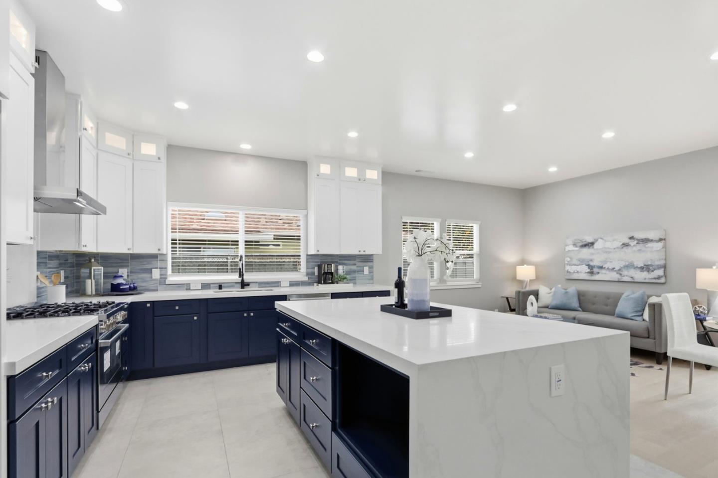 Detail Gallery Image 6 of 36 For 2121 Francis Ave, Santa Clara,  CA 95051 - 4 Beds | 3 Baths