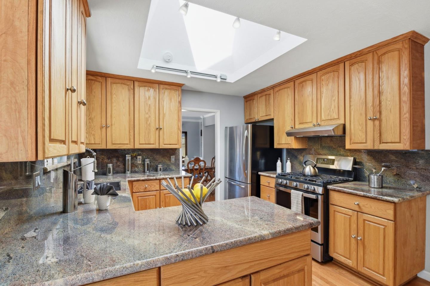 Detail Gallery Image 15 of 73 For 791 Emerson Ct, Fremont,  CA 94539 - 3 Beds | 2 Baths