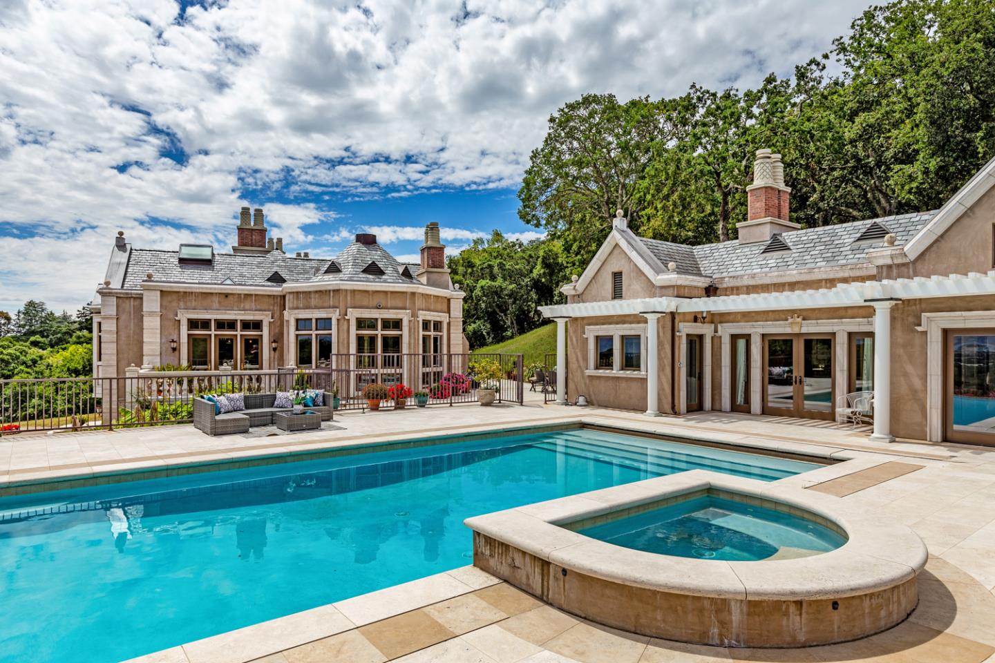 Detail Gallery Image 13 of 13 For 490 Las Pulgas Dr, Woodside,  CA 94062 - 4 Beds | 6/2 Baths