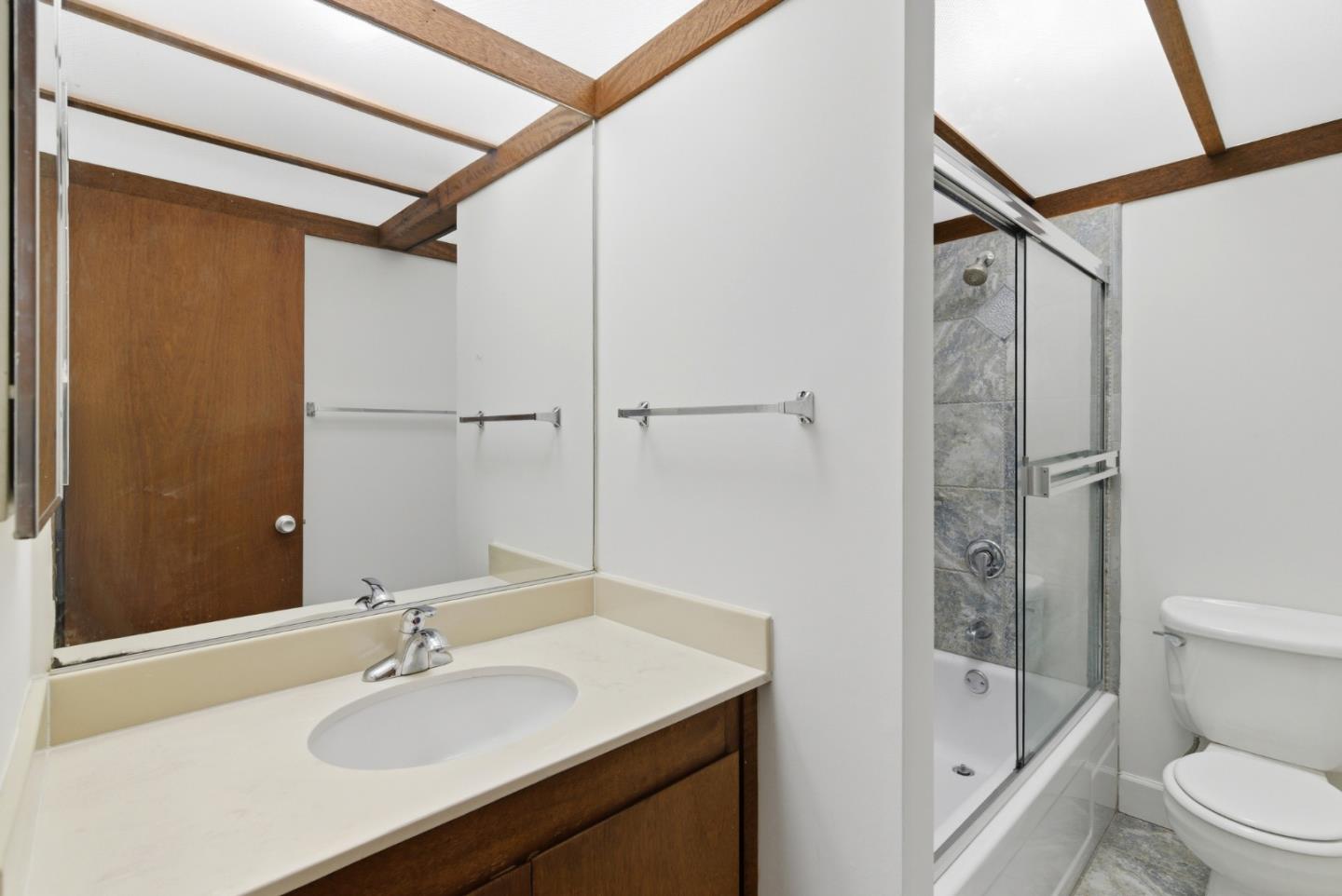 Detail Gallery Image 12 of 37 For 500 W Middlefield Rd #41,  Mountain View,  CA 94043 - 2 Beds | 2 Baths