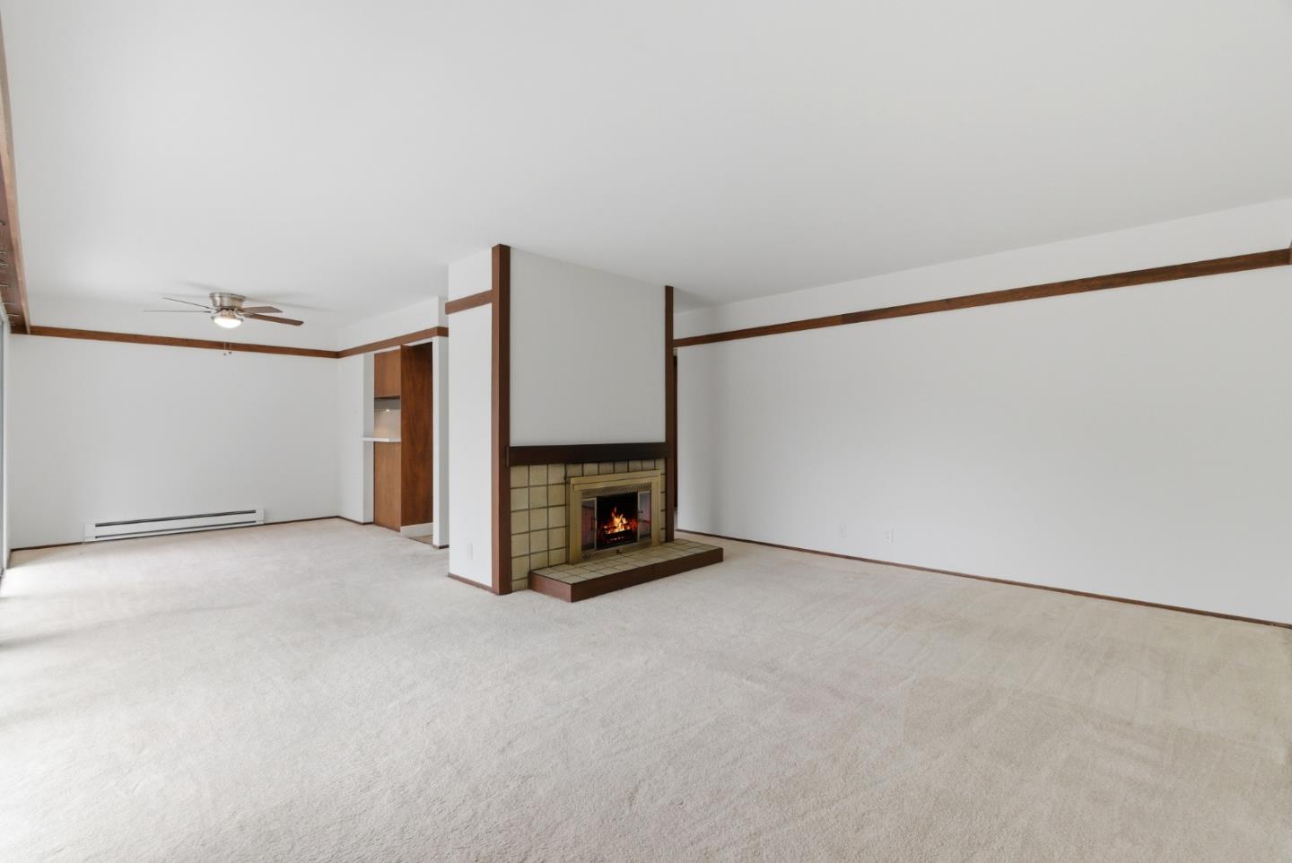 Detail Gallery Image 2 of 37 For 500 W Middlefield Rd #41,  Mountain View,  CA 94043 - 2 Beds | 2 Baths