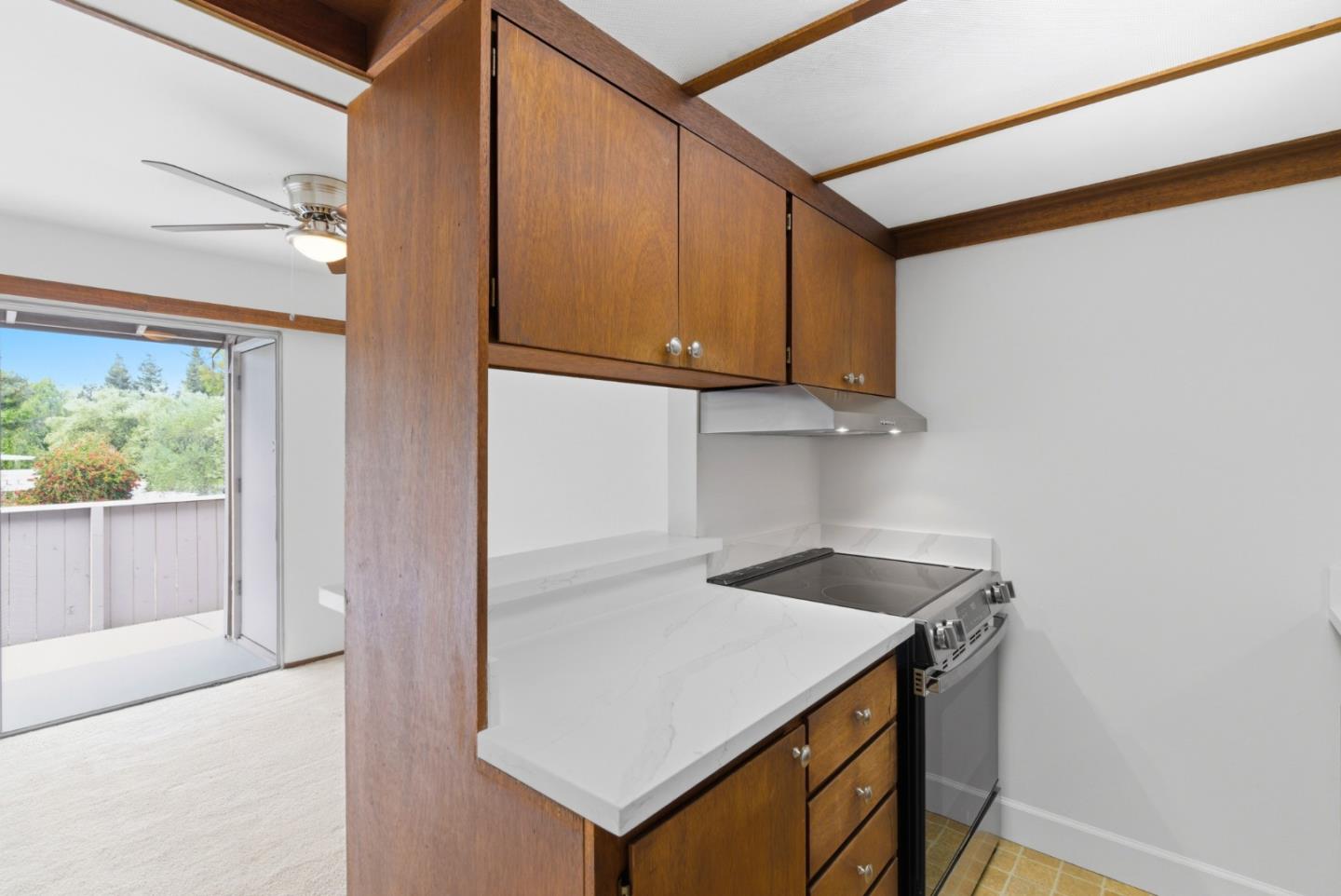 Detail Gallery Image 7 of 37 For 500 W Middlefield Rd #41,  Mountain View,  CA 94043 - 2 Beds | 2 Baths