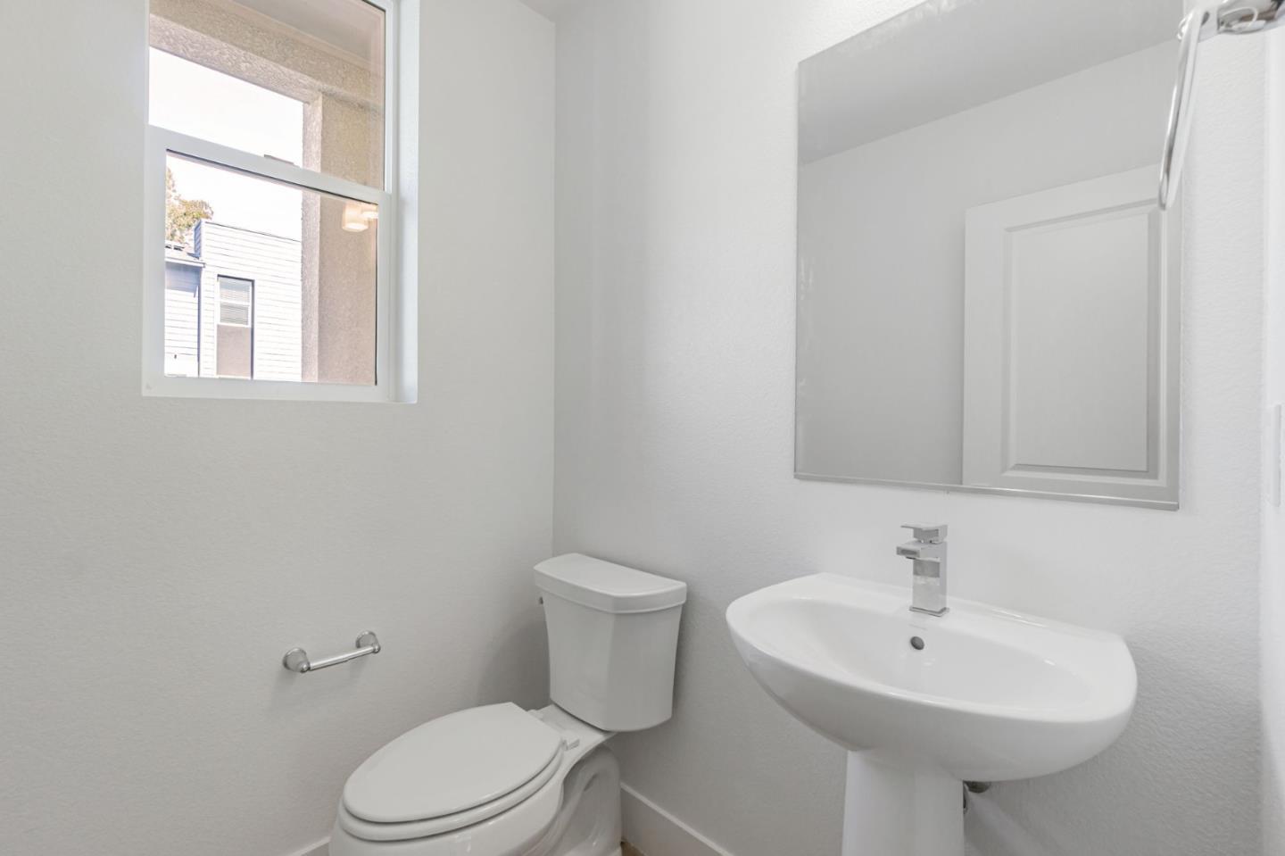 Detail Gallery Image 22 of 24 For 3201 Ivory Ter, San Ramon,  CA 94583 - 4 Beds | 3/1 Baths