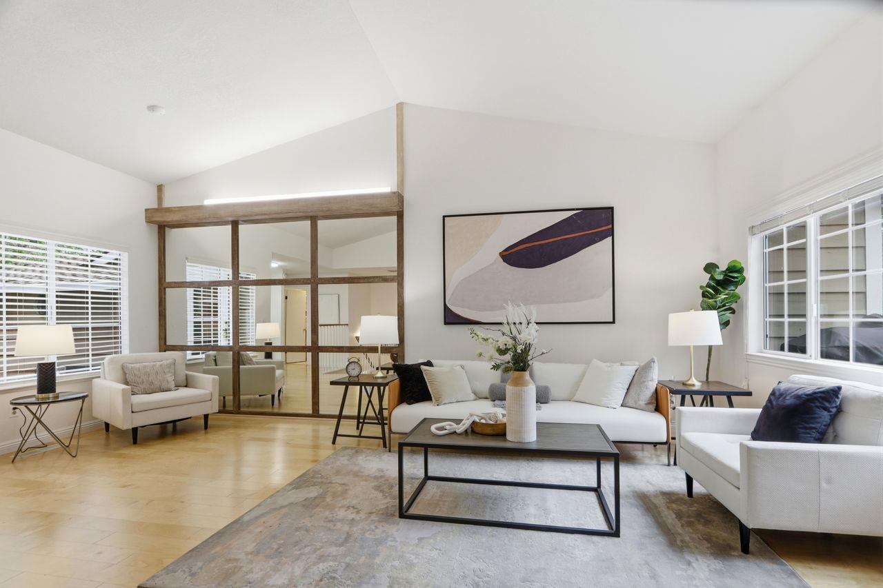 Detail Gallery Image 10 of 56 For 1212 Shelby Creek Ln, San Jose,  CA 95120 - 4 Beds | 2/1 Baths