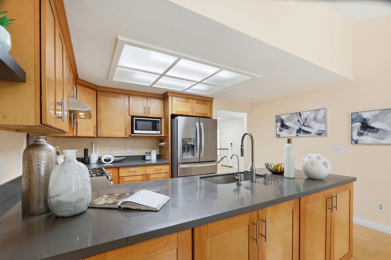 Detail Gallery Image 17 of 56 For 1212 Shelby Creek Ln, San Jose,  CA 95120 - 4 Beds | 2/1 Baths