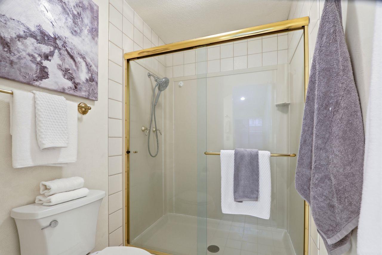 Detail Gallery Image 37 of 56 For 1212 Shelby Creek Ln, San Jose,  CA 95120 - 4 Beds | 2/1 Baths