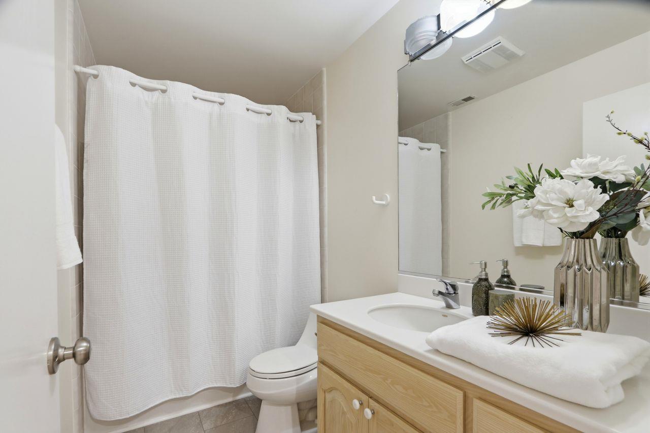 Detail Gallery Image 39 of 56 For 1212 Shelby Creek Ln, San Jose,  CA 95120 - 4 Beds | 2/1 Baths