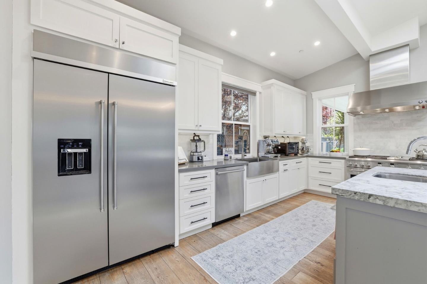 Detail Gallery Image 15 of 59 For 1542 Edgewood Way, San Jose,  CA 95125 - 5 Beds | 4 Baths