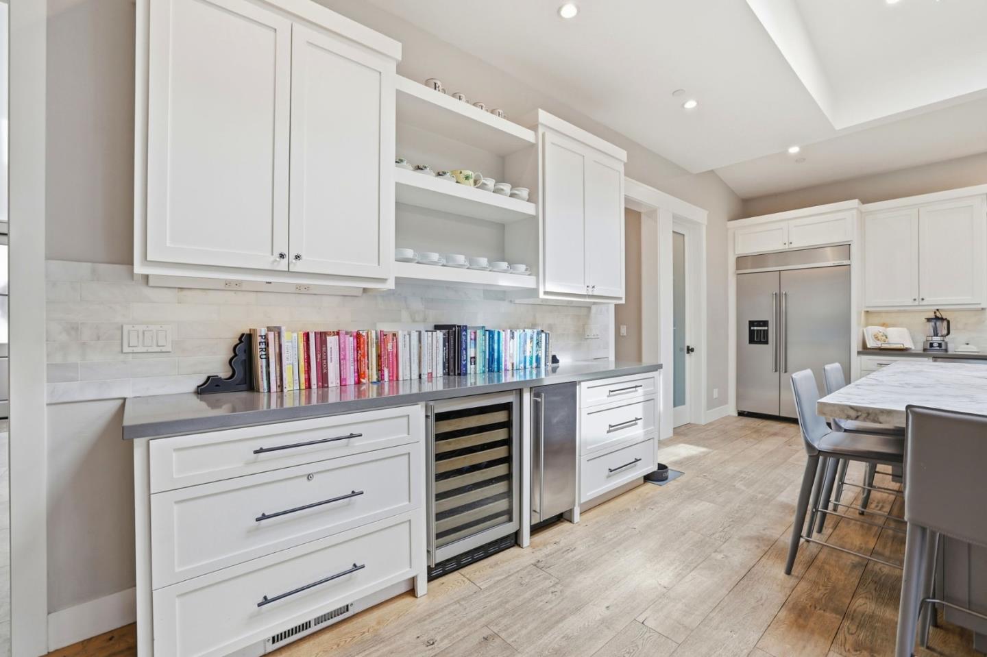 Detail Gallery Image 16 of 59 For 1542 Edgewood Way, San Jose,  CA 95125 - 5 Beds | 4 Baths