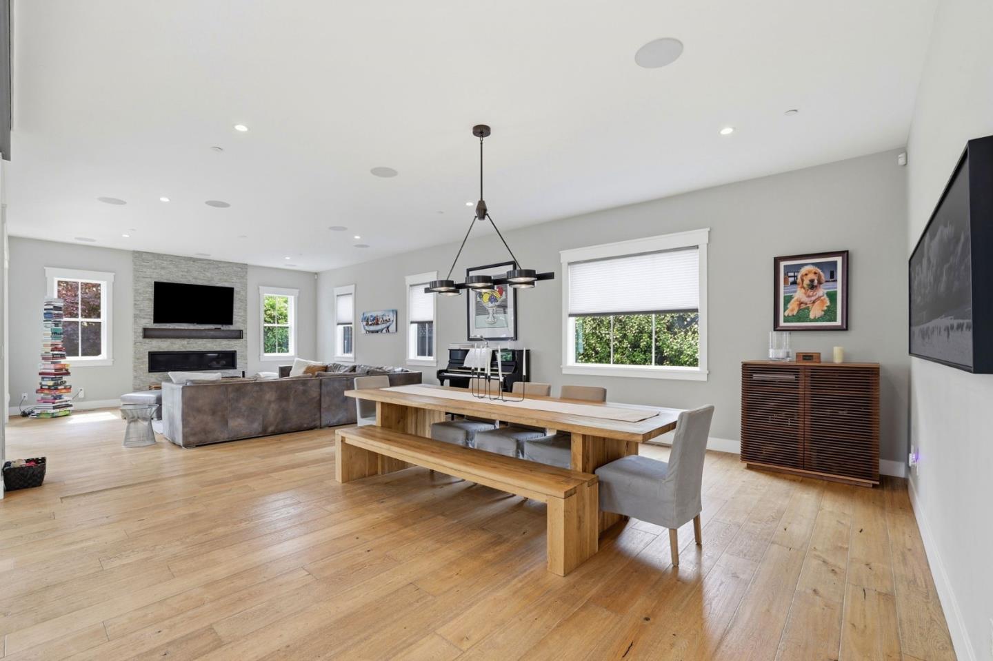 Detail Gallery Image 17 of 59 For 1542 Edgewood Way, San Jose,  CA 95125 - 5 Beds | 4 Baths