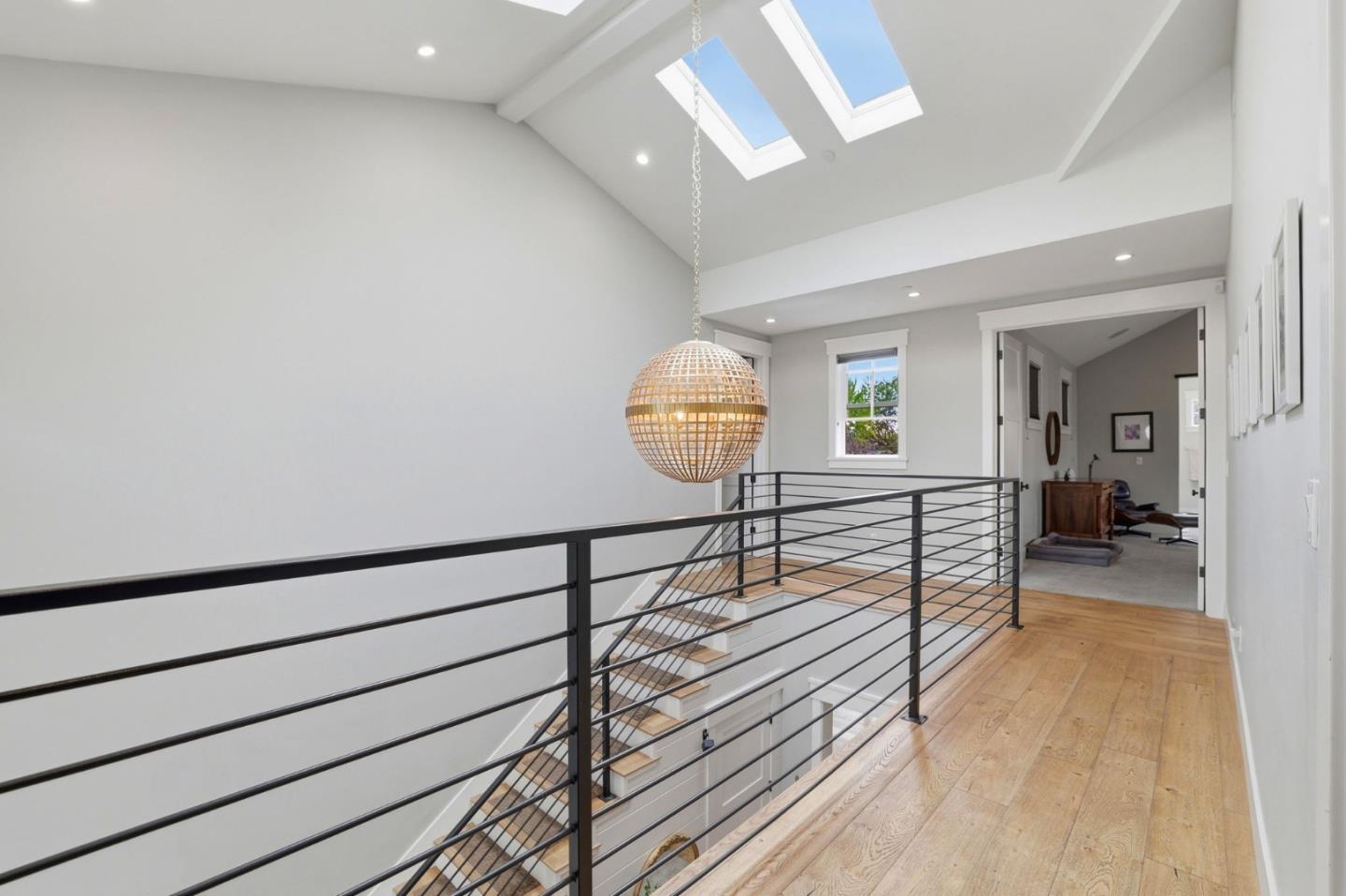 Detail Gallery Image 24 of 59 For 1542 Edgewood Way, San Jose,  CA 95125 - 5 Beds | 4 Baths