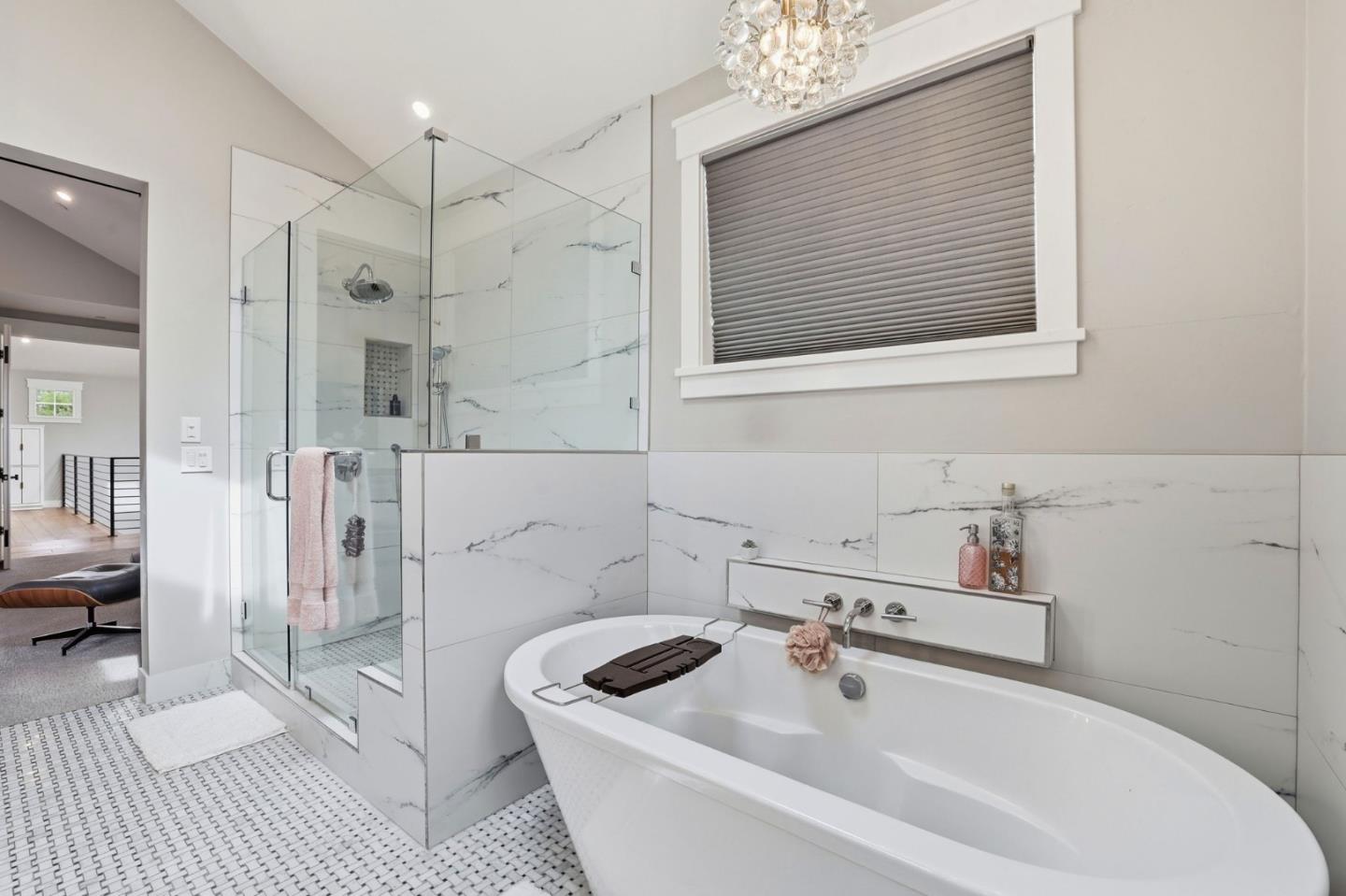 Detail Gallery Image 42 of 59 For 1542 Edgewood Way, San Jose,  CA 95125 - 5 Beds | 4 Baths