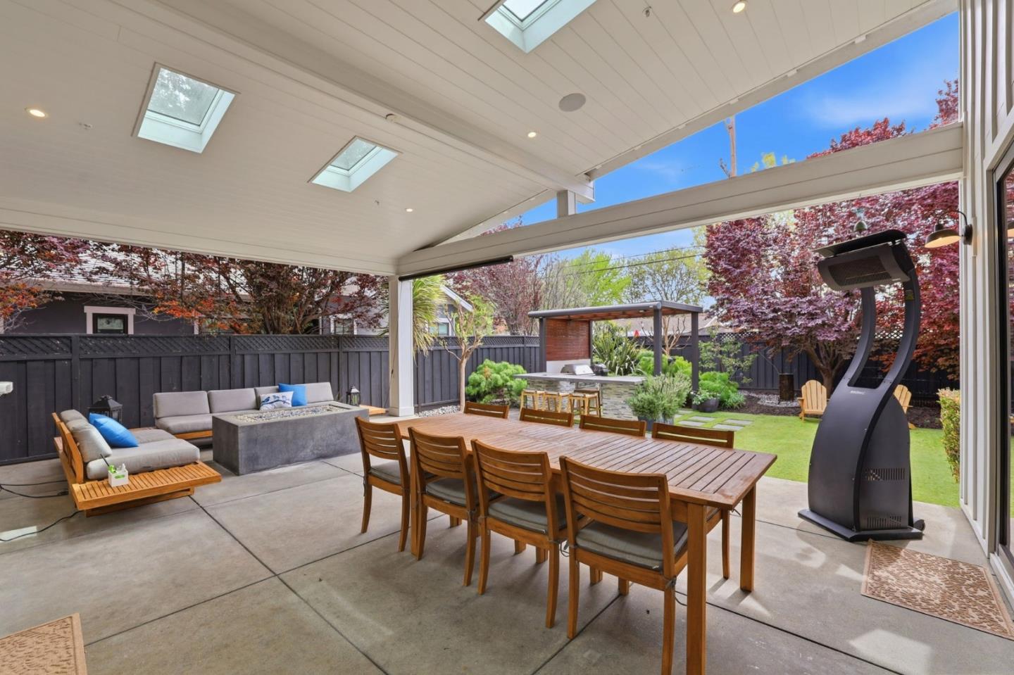 Detail Gallery Image 46 of 59 For 1542 Edgewood Way, San Jose,  CA 95125 - 5 Beds | 4 Baths