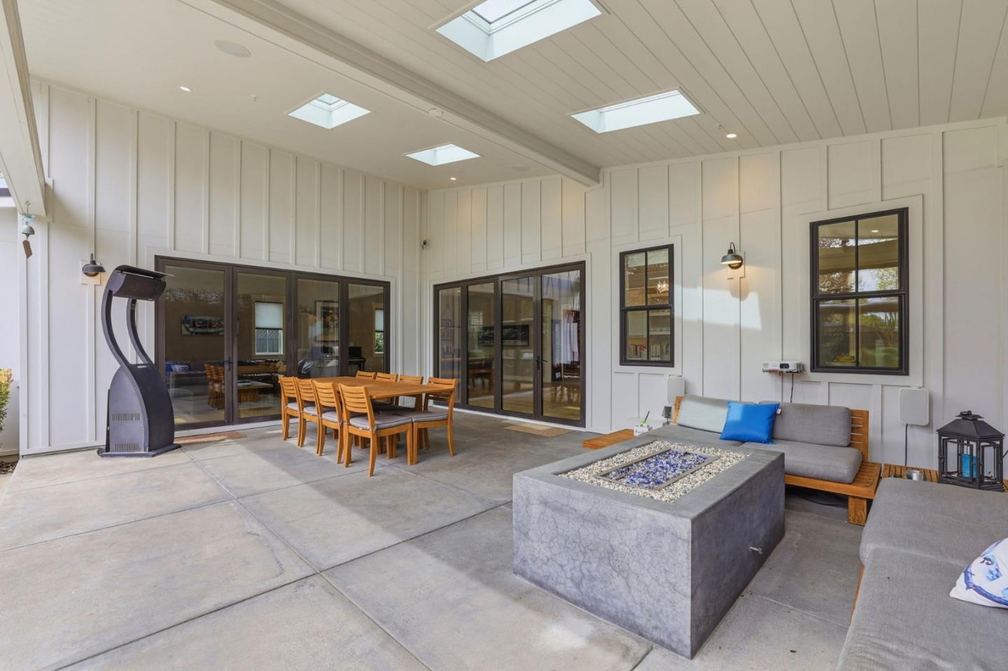 Detail Gallery Image 49 of 59 For 1542 Edgewood Way, San Jose,  CA 95125 - 5 Beds | 4 Baths