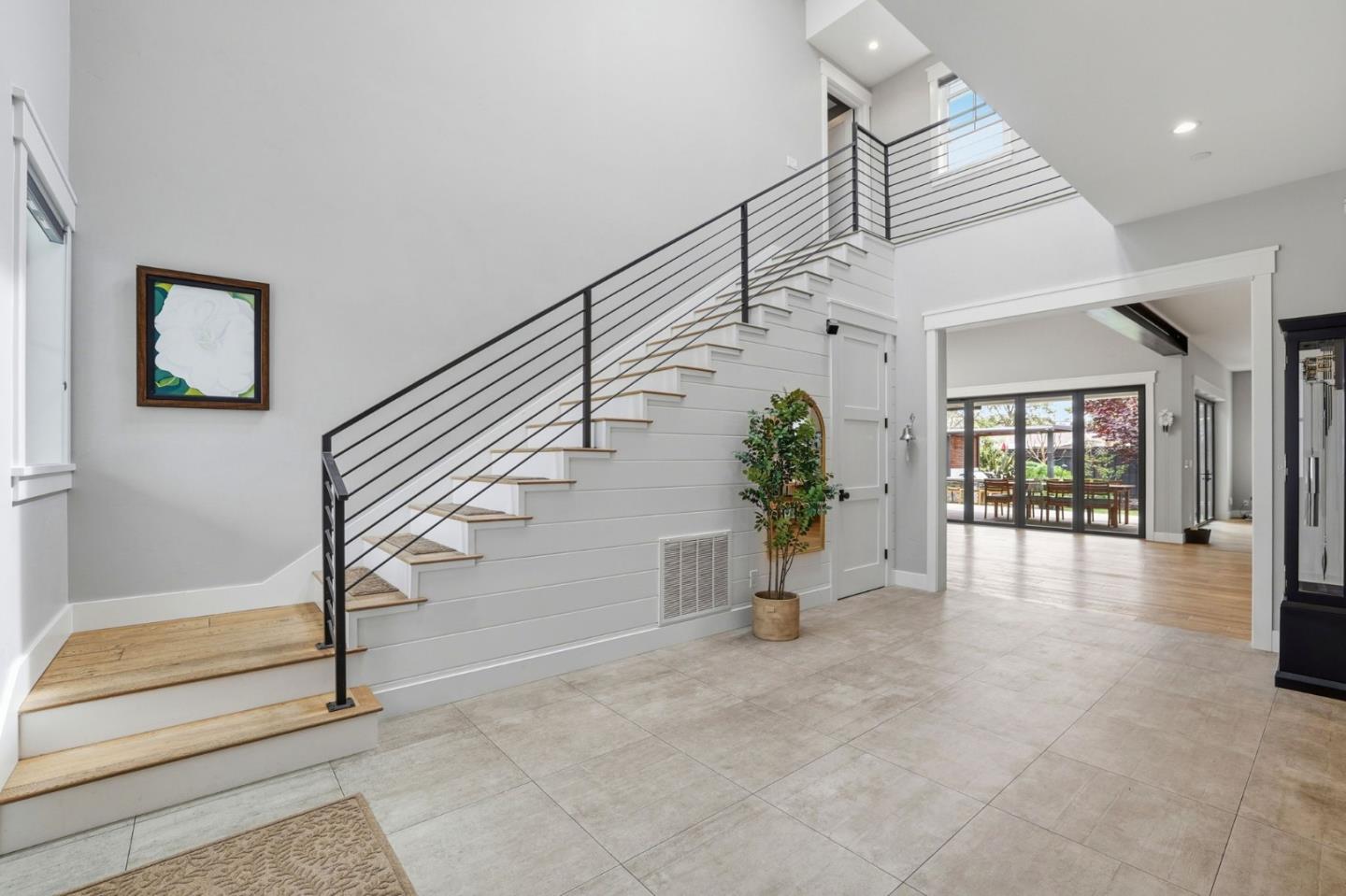 Detail Gallery Image 5 of 59 For 1542 Edgewood Way, San Jose,  CA 95125 - 5 Beds | 4 Baths