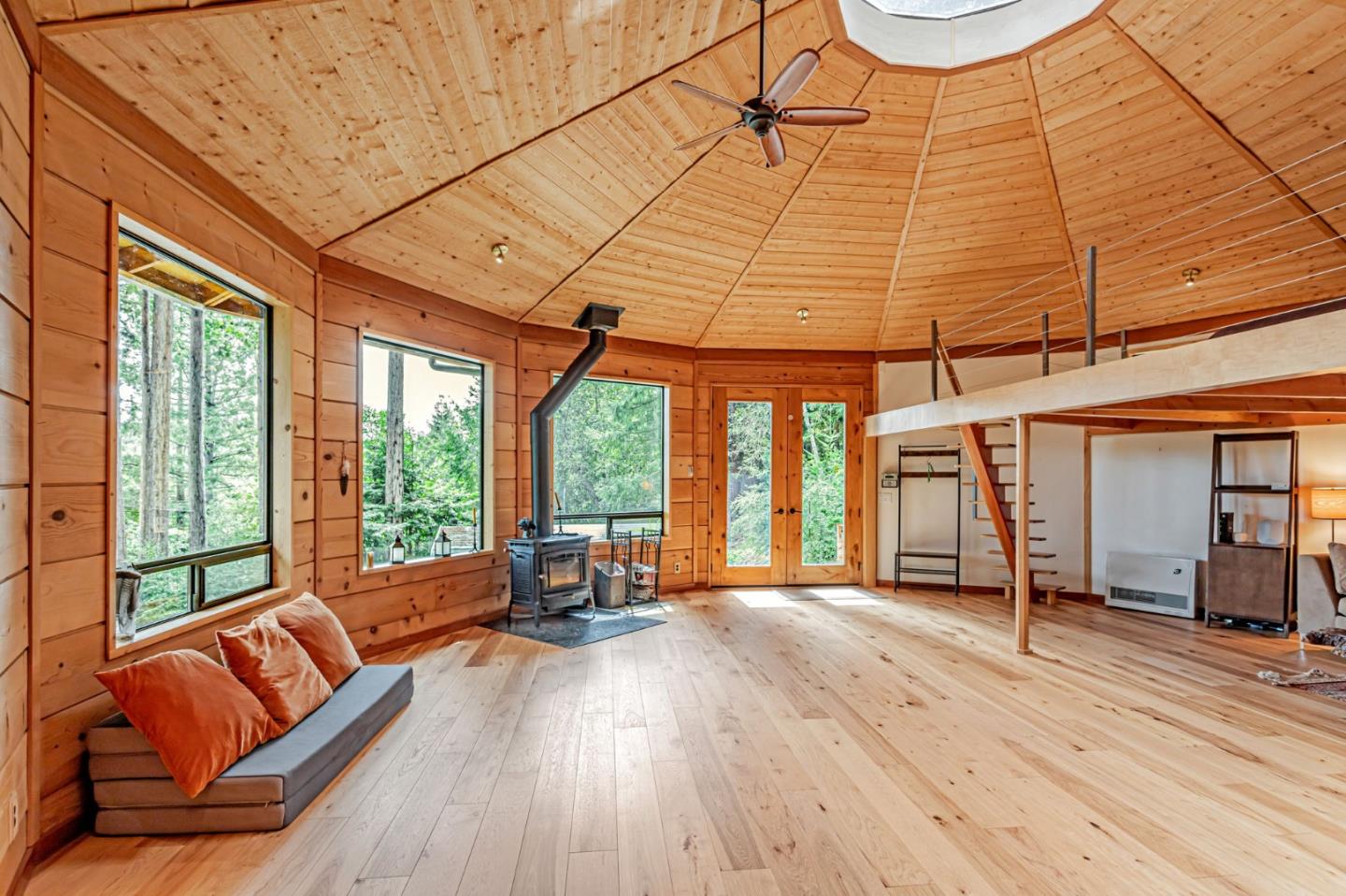 Detail Gallery Image 13 of 61 For 12845 Love Creek Rd, Ben Lomond,  CA 95005 - 1 Beds | 1 Baths