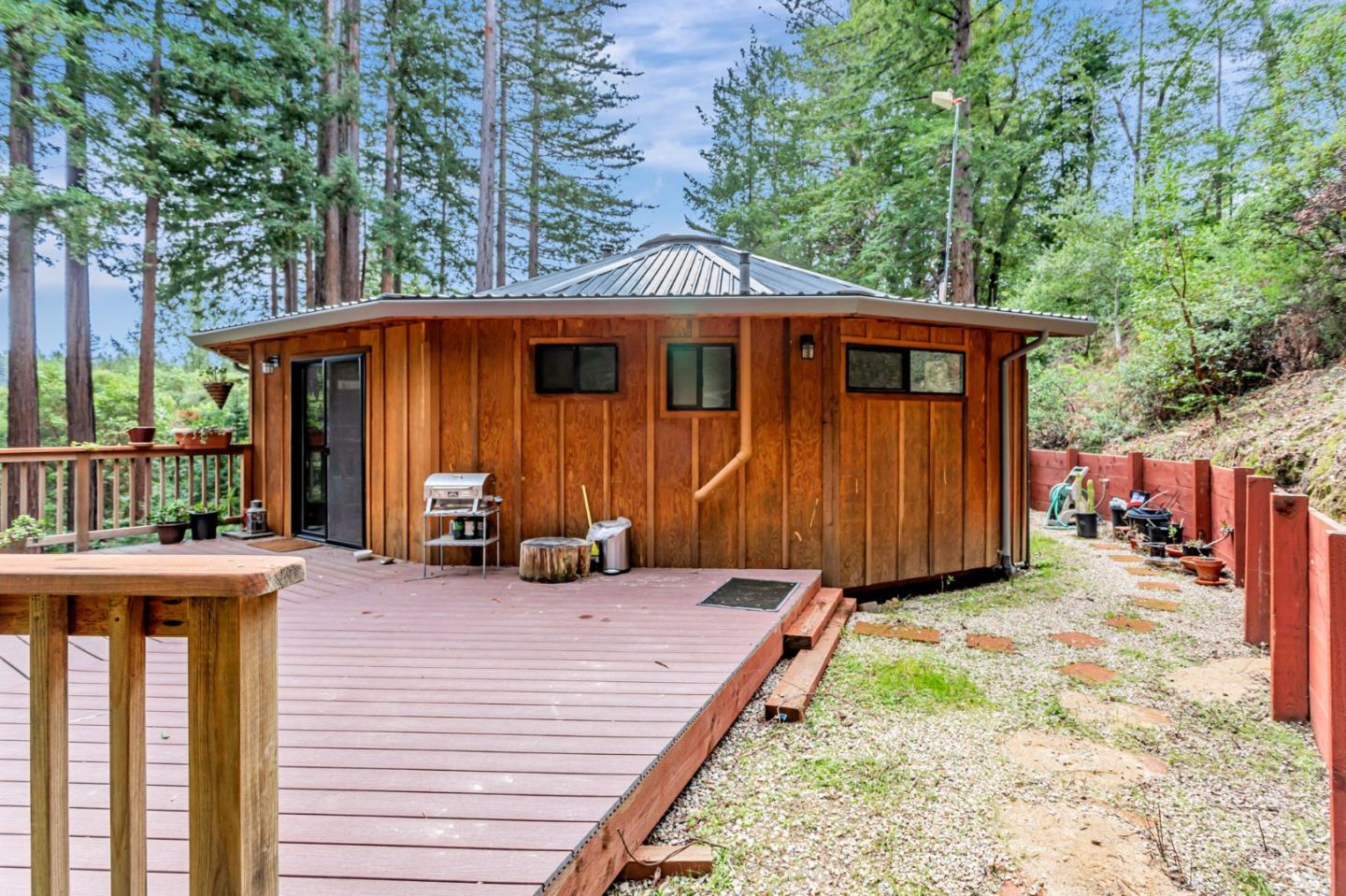 Detail Gallery Image 7 of 61 For 12845 Love Creek Rd, Ben Lomond,  CA 95005 - 1 Beds | 1 Baths