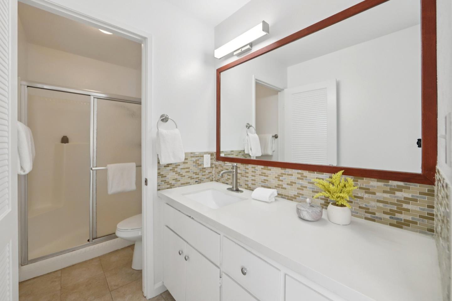 Detail Gallery Image 14 of 32 For 854 Erickson Ln, Foster City,  CA 94404 - 3 Beds | 2/1 Baths