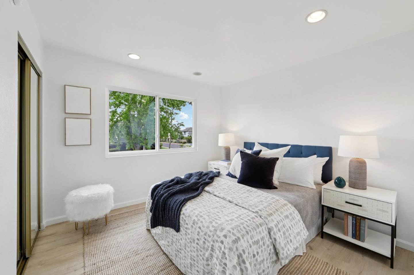 Detail Gallery Image 17 of 32 For 854 Erickson Ln, Foster City,  CA 94404 - 3 Beds | 2/1 Baths