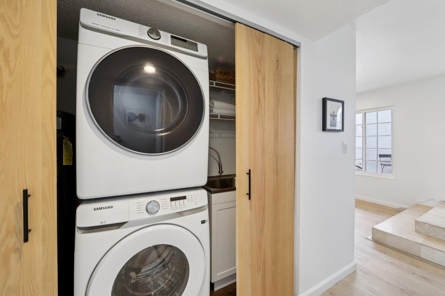 Detail Gallery Image 21 of 32 For 854 Erickson Ln, Foster City,  CA 94404 - 3 Beds | 2/1 Baths