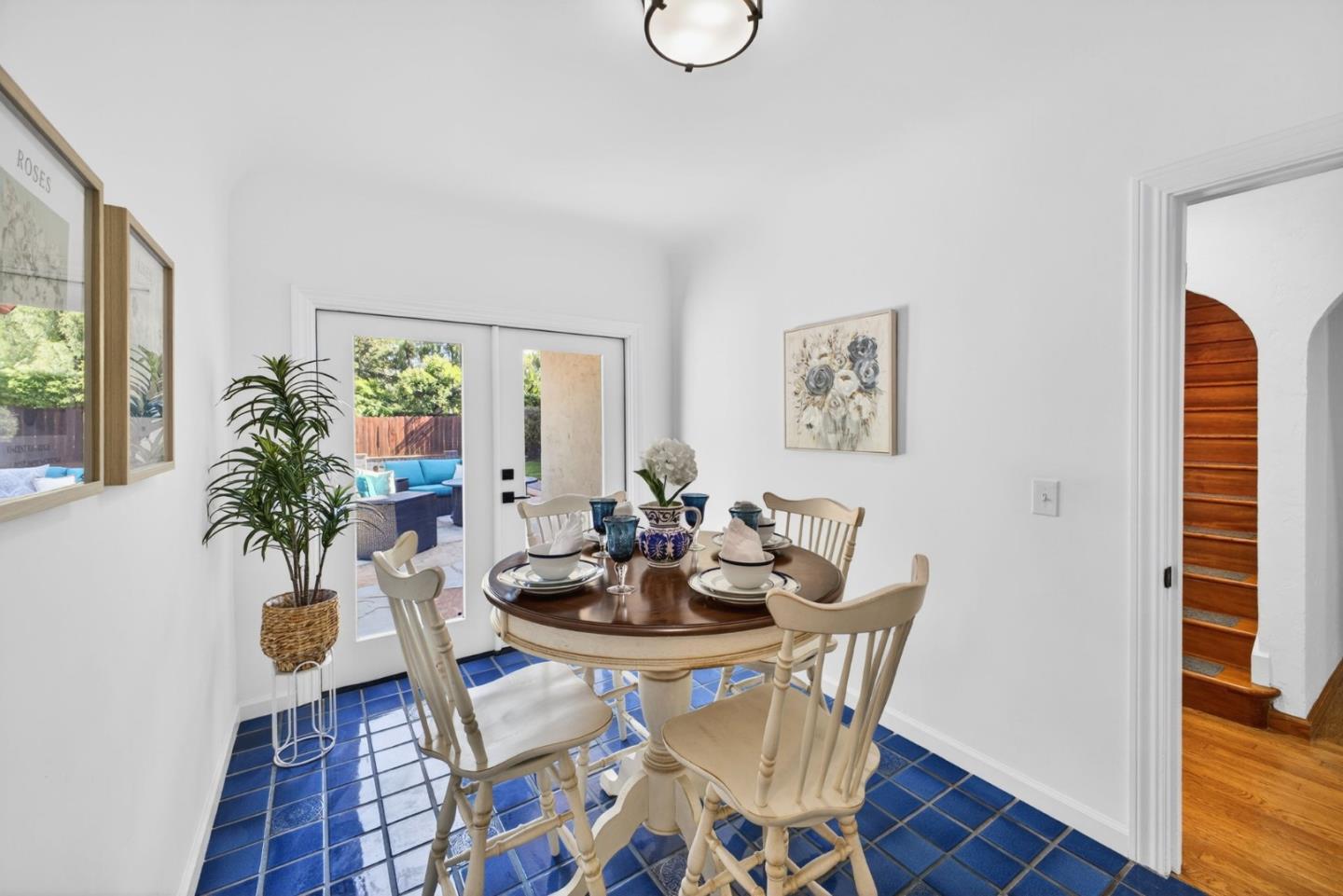 Detail Gallery Image 18 of 57 For 1270 Mckendrie St, San Jose,  CA 95126 - 4 Beds | 2/1 Baths