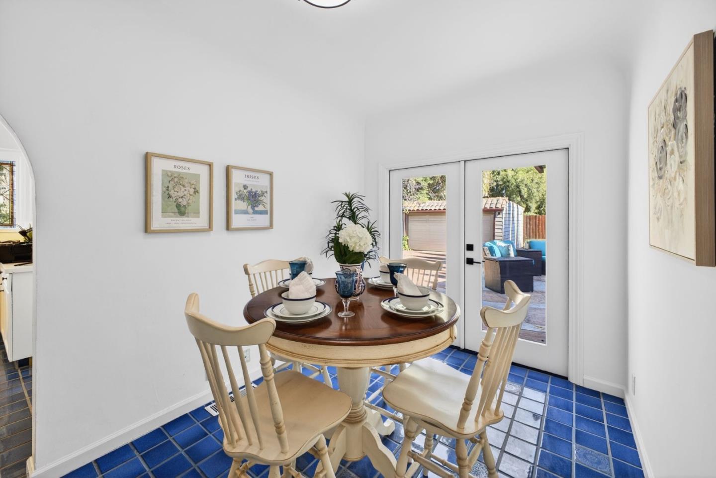 Detail Gallery Image 20 of 57 For 1270 Mckendrie St, San Jose,  CA 95126 - 4 Beds | 2/1 Baths