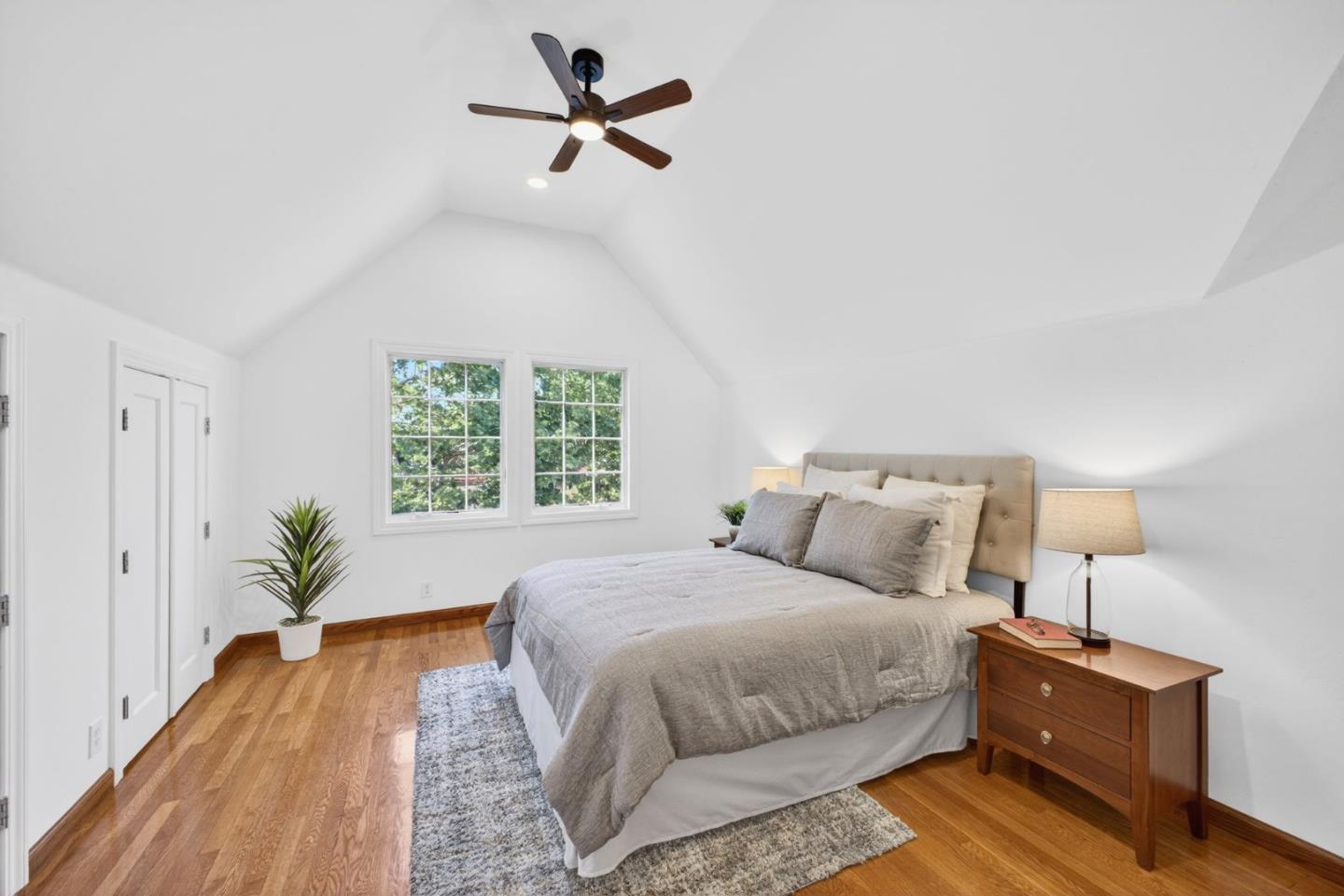 Detail Gallery Image 29 of 57 For 1270 Mckendrie St, San Jose,  CA 95126 - 4 Beds | 2/1 Baths