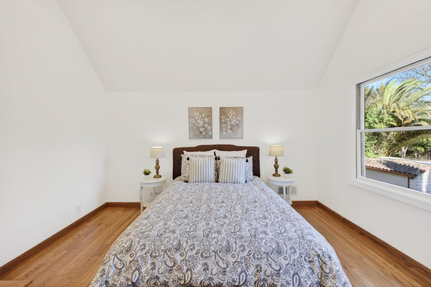 Detail Gallery Image 33 of 57 For 1270 Mckendrie St, San Jose,  CA 95126 - 4 Beds | 2/1 Baths