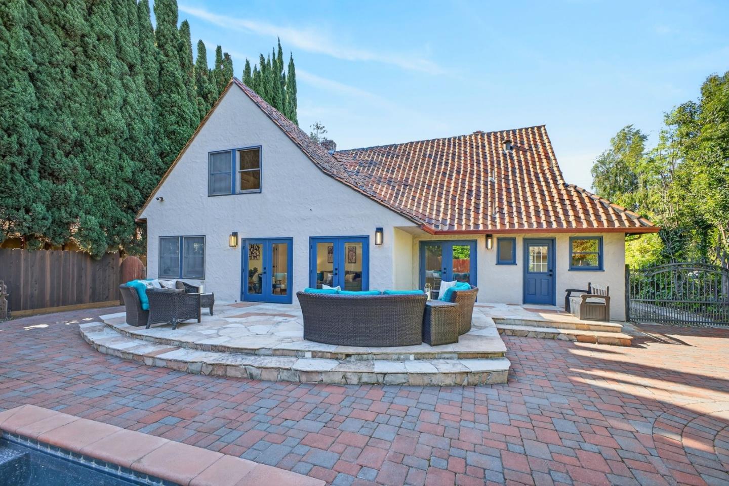 Detail Gallery Image 44 of 57 For 1270 Mckendrie St, San Jose,  CA 95126 - 4 Beds | 2/1 Baths