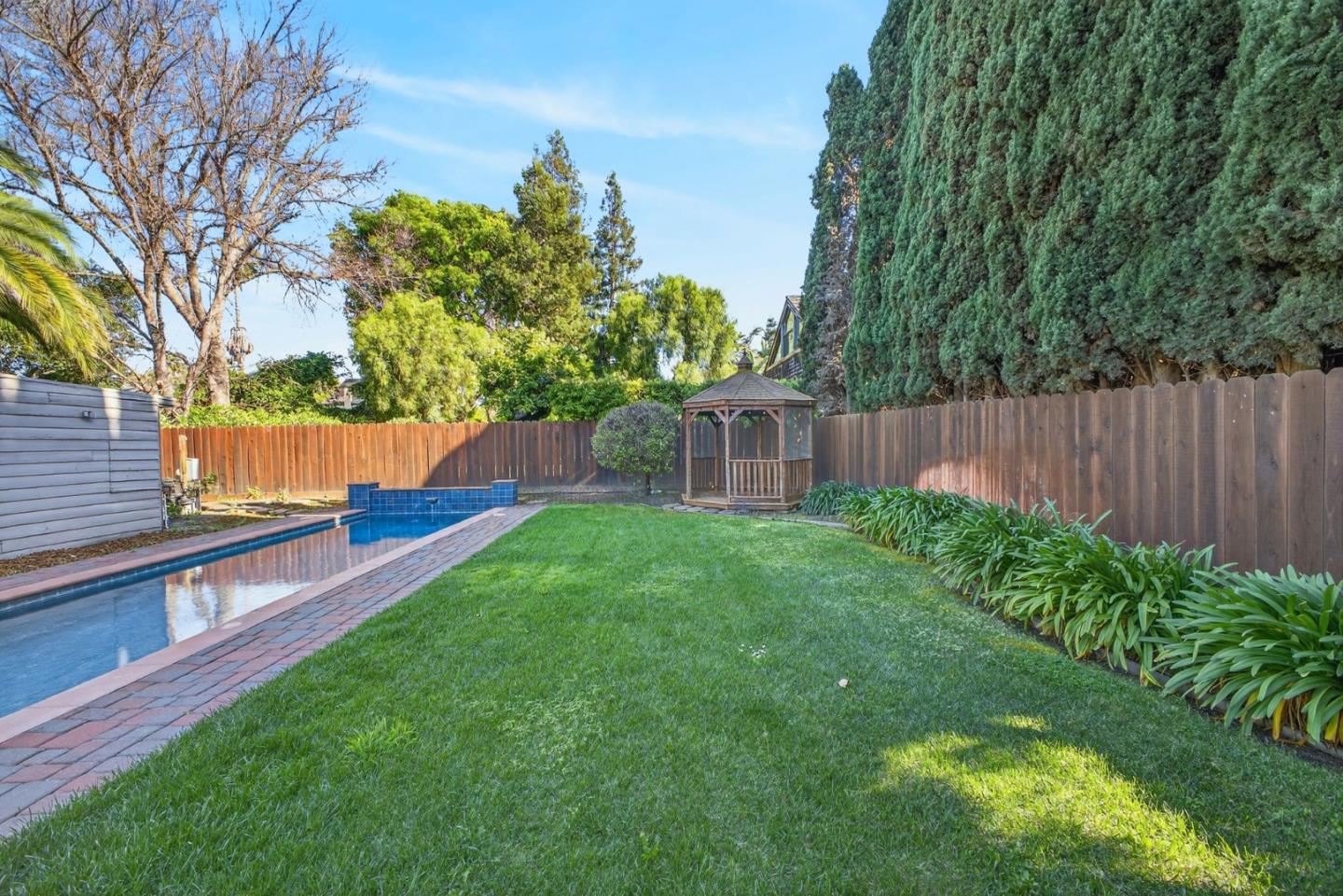 Detail Gallery Image 50 of 57 For 1270 Mckendrie St, San Jose,  CA 95126 - 4 Beds | 2/1 Baths