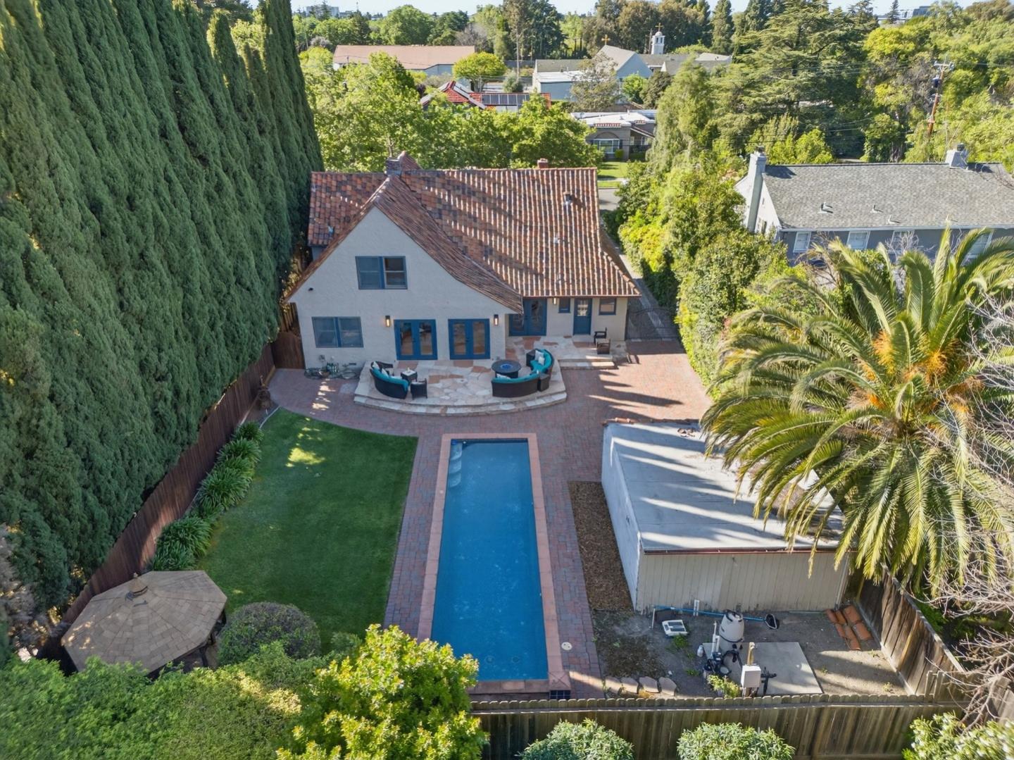 Detail Gallery Image 51 of 57 For 1270 Mckendrie St, San Jose,  CA 95126 - 4 Beds | 2/1 Baths