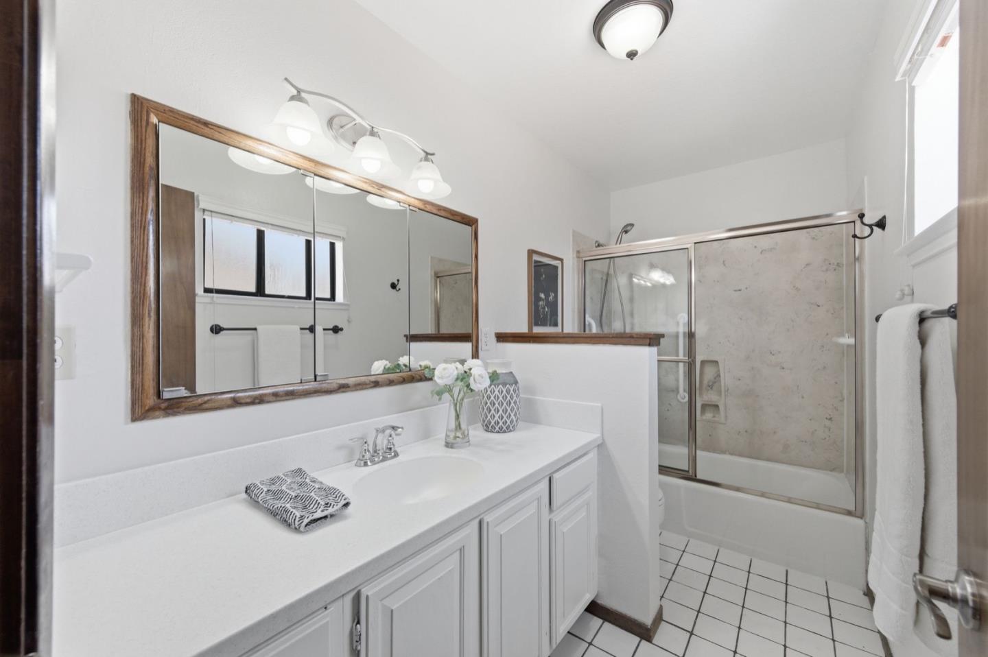 Detail Gallery Image 23 of 37 For 337 N Eldorado St, San Mateo,  CA 94401 - 4 Beds | 2 Baths