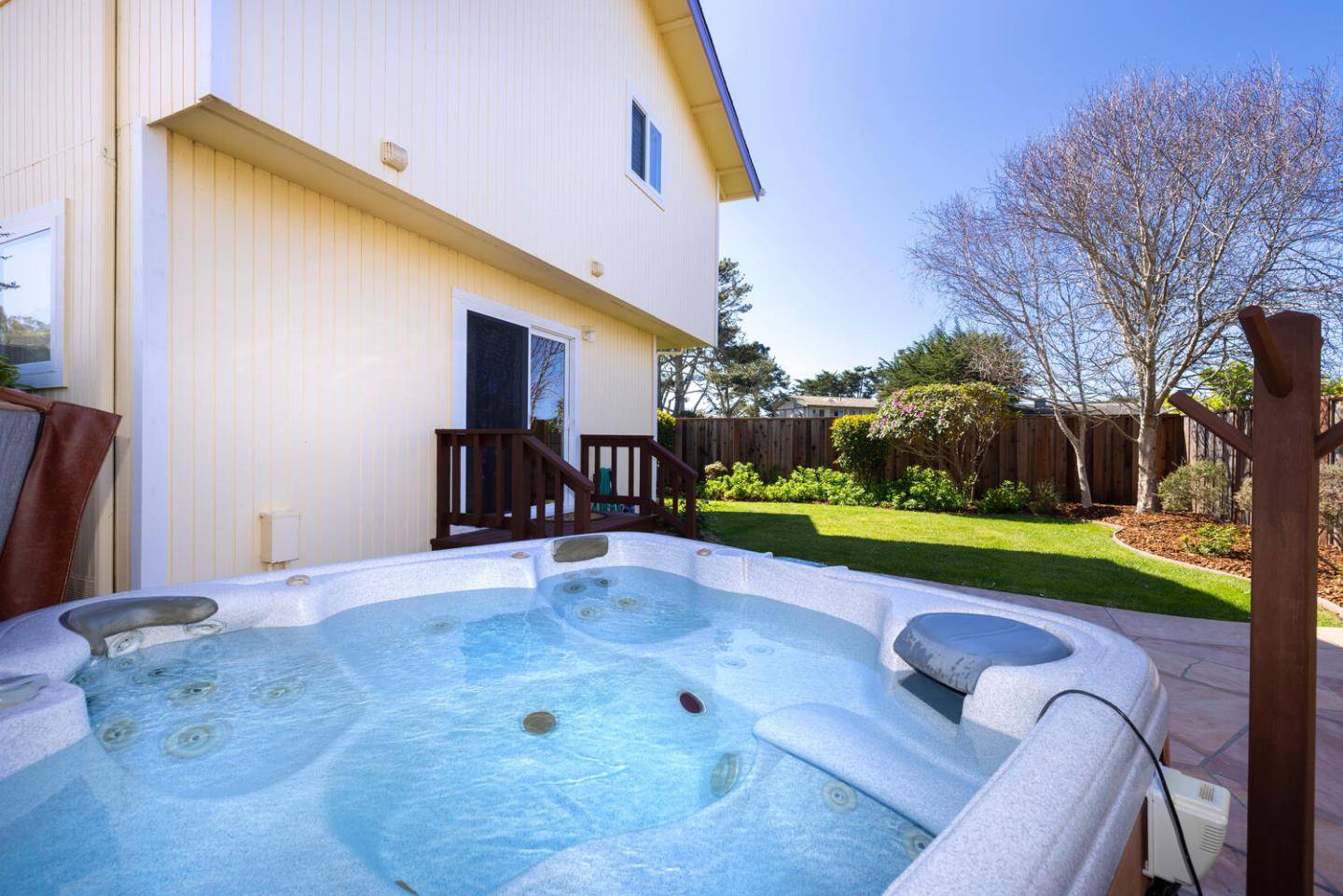 Detail Gallery Image 21 of 54 For 121 Bernal Ave, Moss Beach,  CA 94038 - 3 Beds | 2/1 Baths