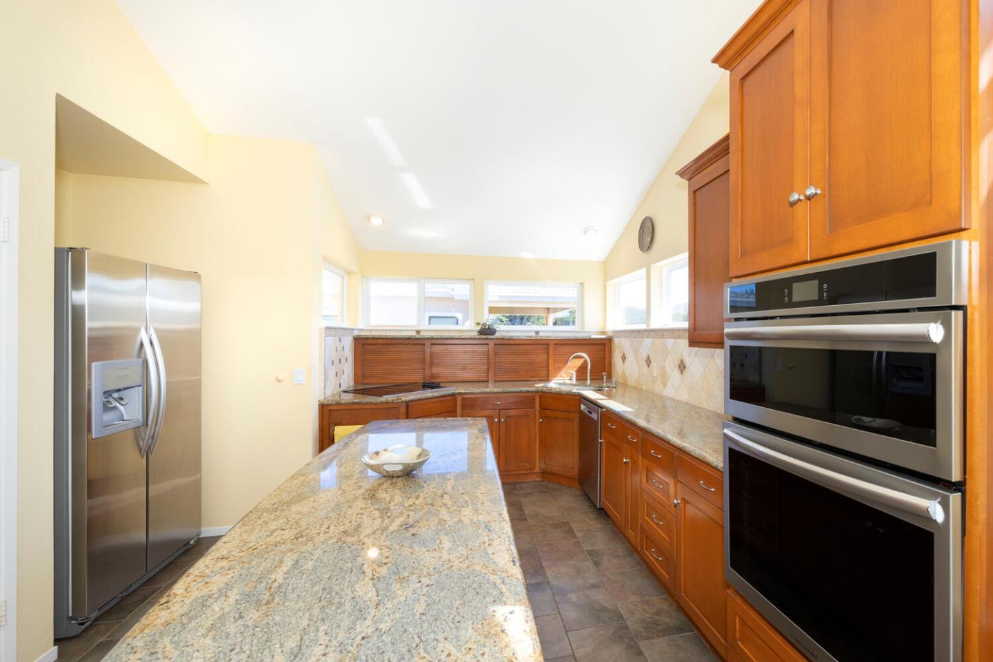 Detail Gallery Image 32 of 54 For 121 Bernal Ave, Moss Beach,  CA 94038 - 3 Beds | 2/1 Baths