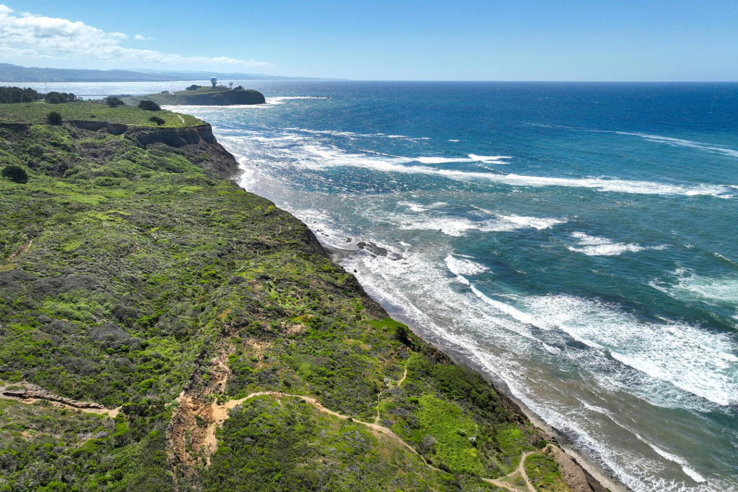 Detail Gallery Image 49 of 54 For 121 Bernal Ave, Moss Beach,  CA 94038 - 3 Beds | 2/1 Baths