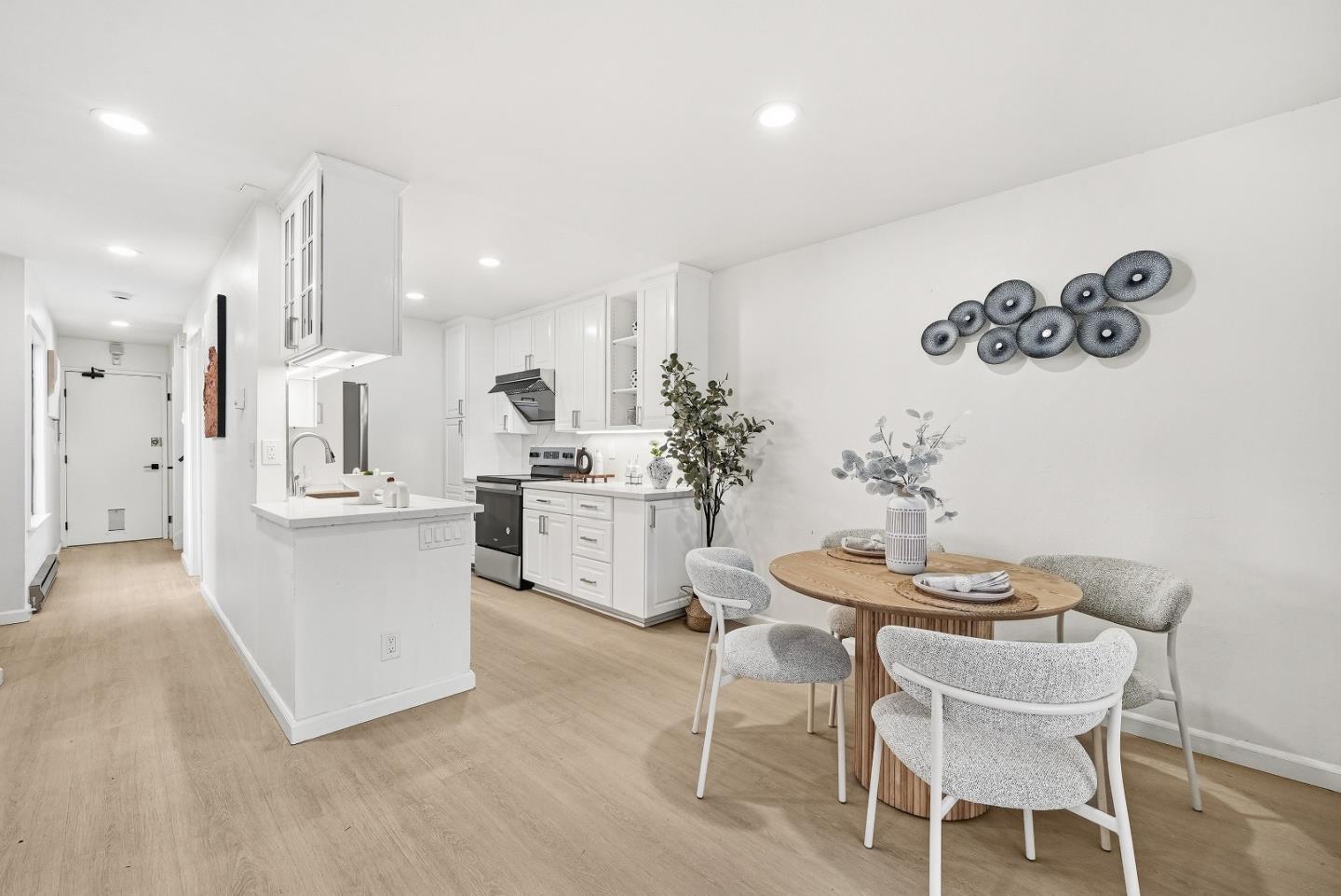 Photo #5: ML82041493 Listing: Photo #5