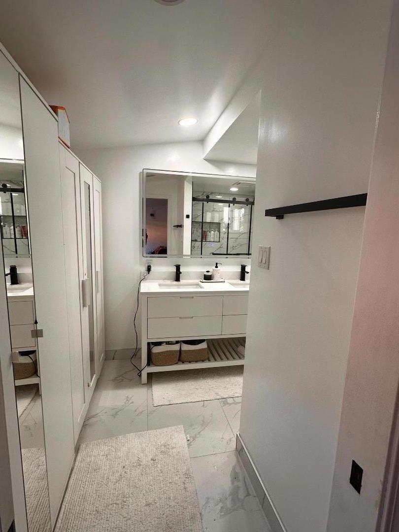 Detail Gallery Image 17 of 63 For 1130 Breezewood Ct, Sunnyvale,  CA 94089 - 4 Beds | 3 Baths