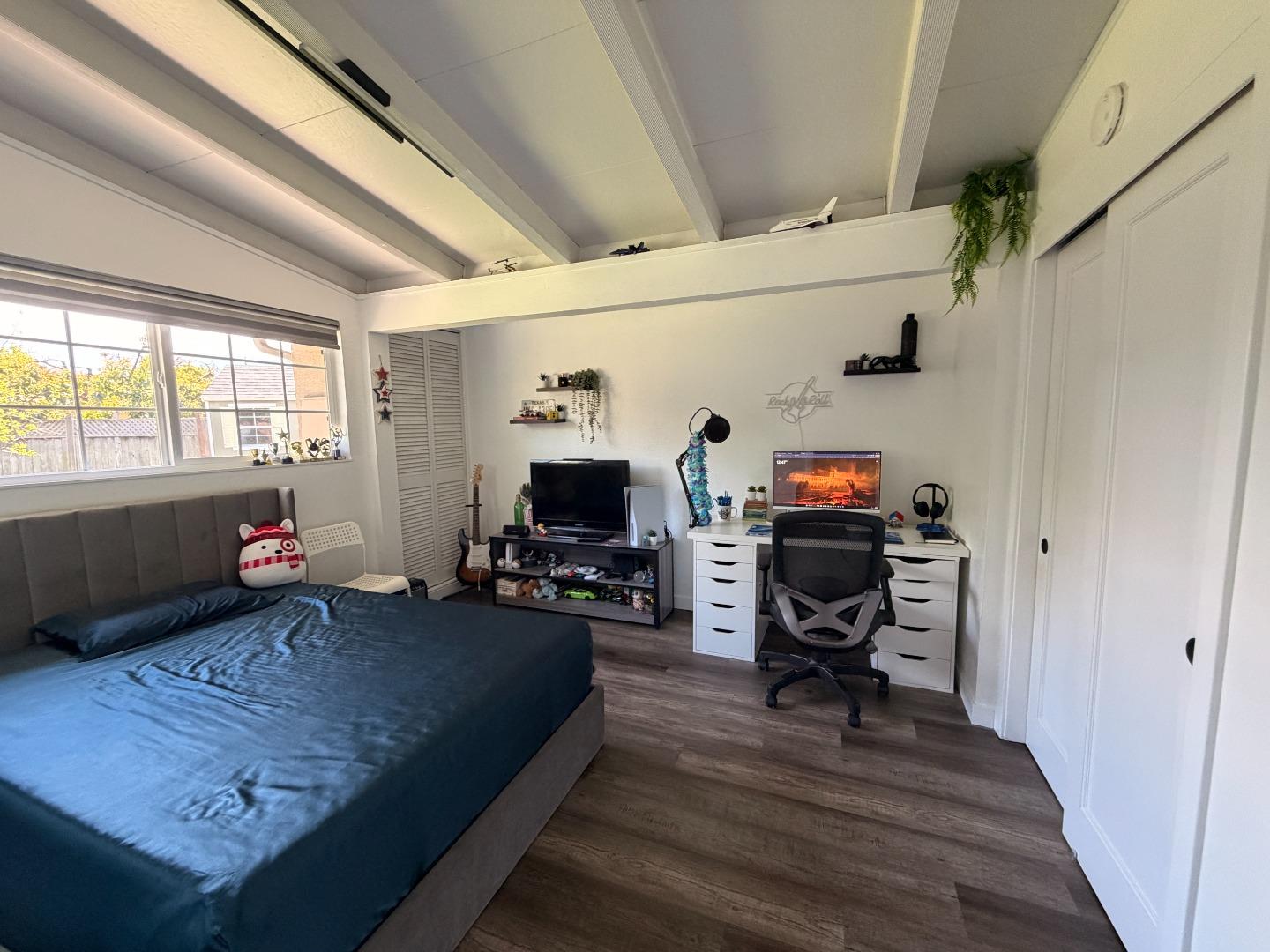 Detail Gallery Image 28 of 63 For 1130 Breezewood Ct, Sunnyvale,  CA 94089 - 4 Beds | 3 Baths