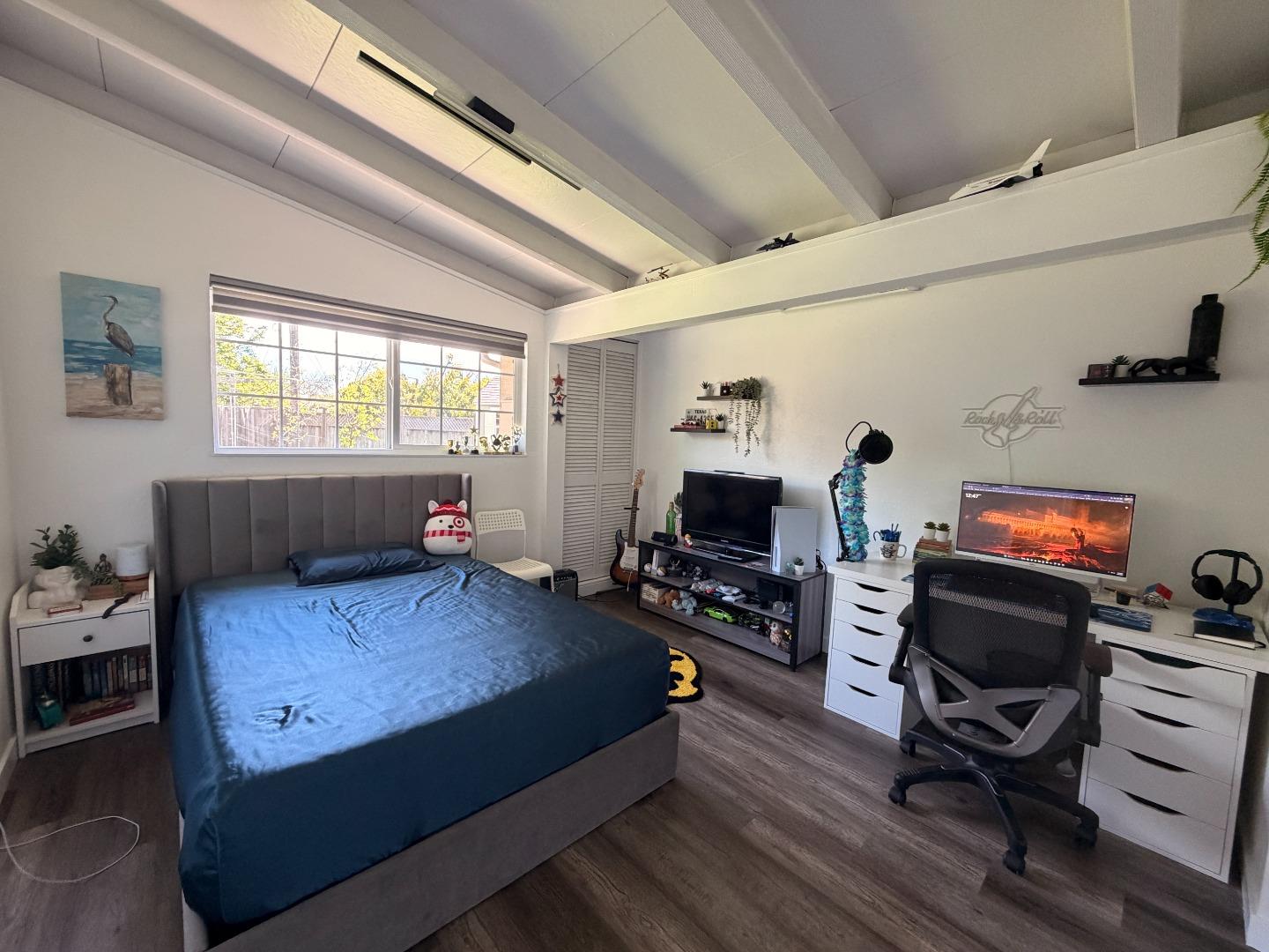 Detail Gallery Image 29 of 63 For 1130 Breezewood Ct, Sunnyvale,  CA 94089 - 4 Beds | 3 Baths