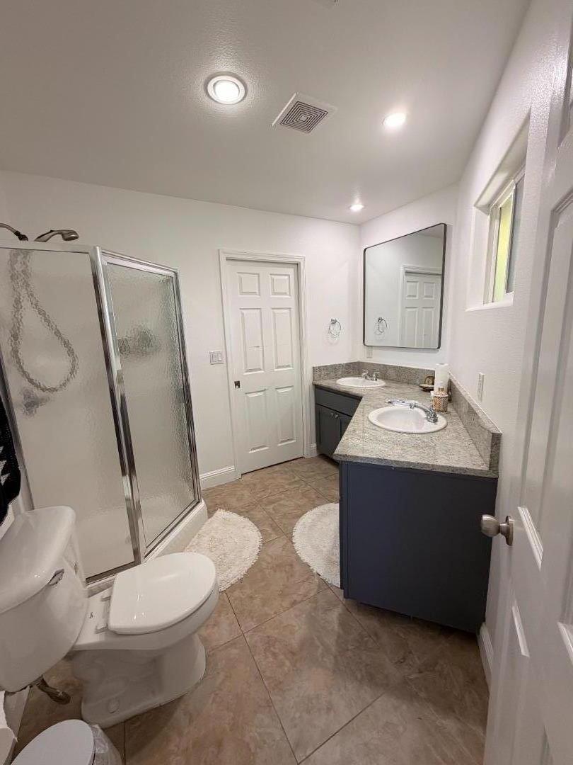 Detail Gallery Image 35 of 63 For 1130 Breezewood Ct, Sunnyvale,  CA 94089 - 4 Beds | 3 Baths