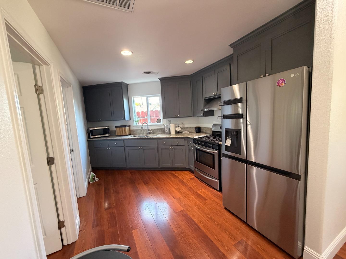 Detail Gallery Image 42 of 63 For 1130 Breezewood Ct, Sunnyvale,  CA 94089 - 4 Beds | 3 Baths