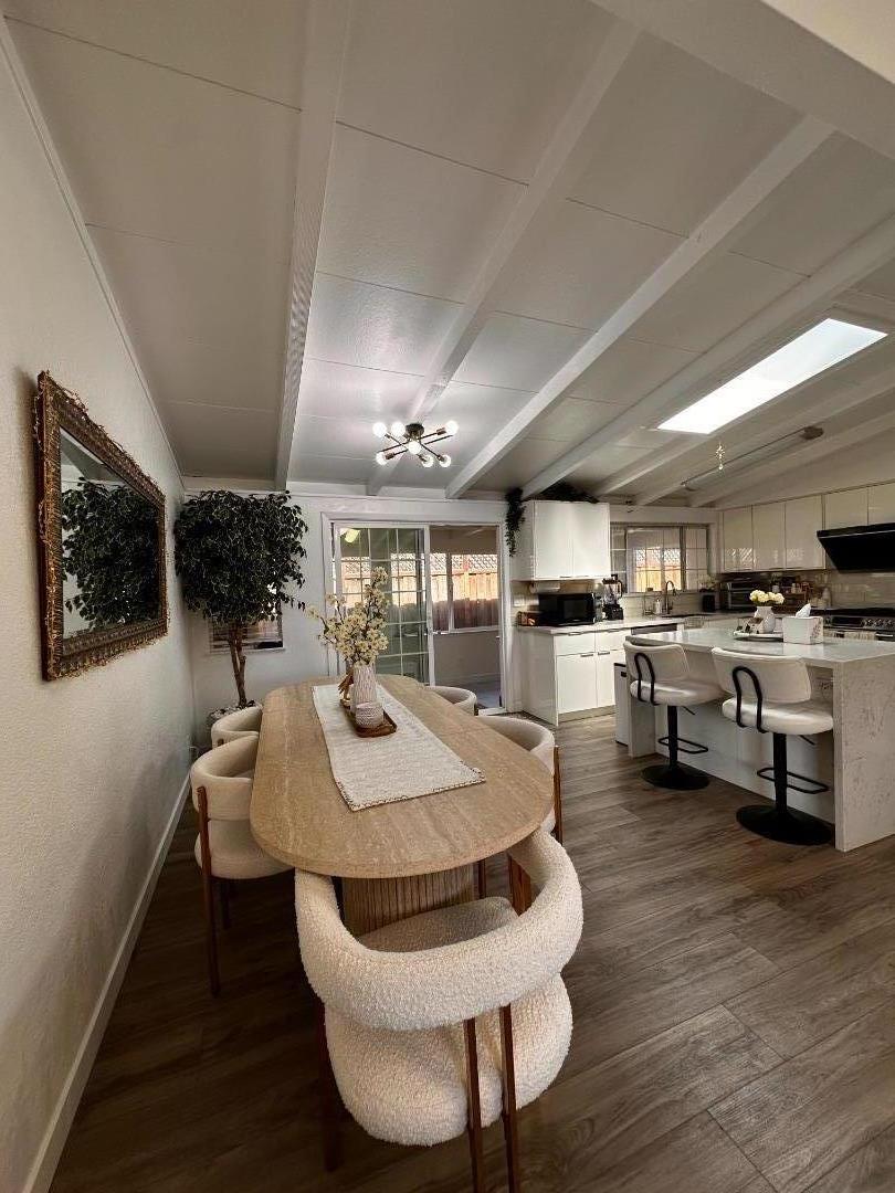 Detail Gallery Image 6 of 63 For 1130 Breezewood Ct, Sunnyvale,  CA 94089 - 4 Beds | 3 Baths