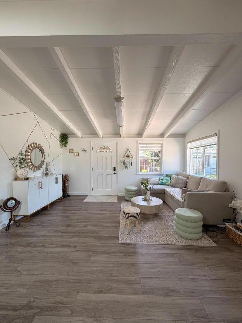 Detail Gallery Image 8 of 63 For 1130 Breezewood Ct, Sunnyvale,  CA 94089 - 4 Beds | 3 Baths